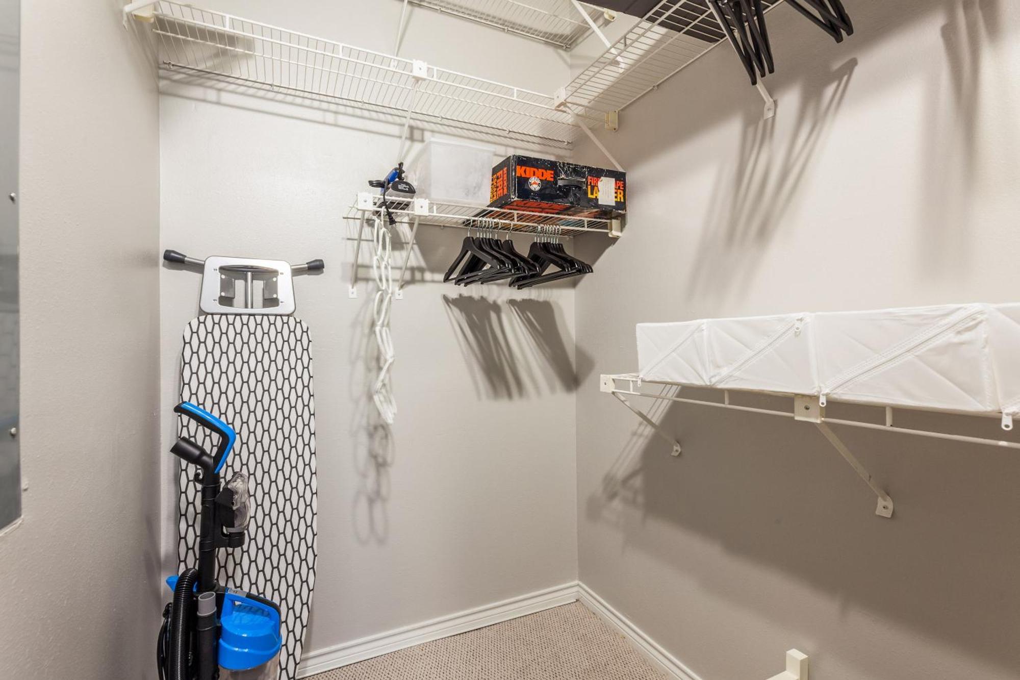 Newton Energy Apartment *