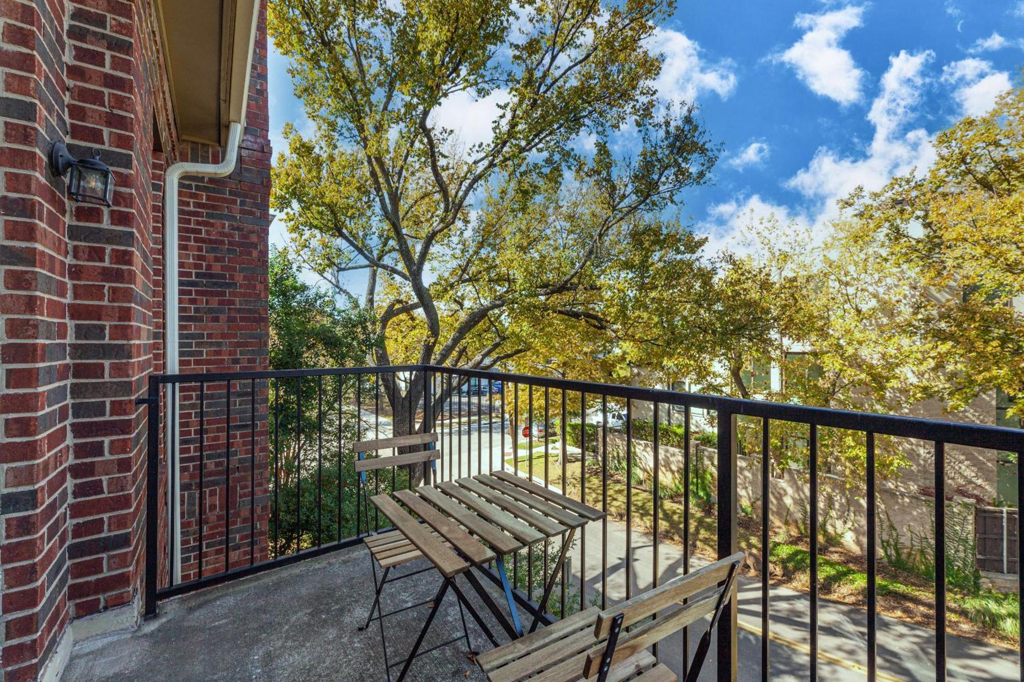 Apartment Newton Energy Dallas
