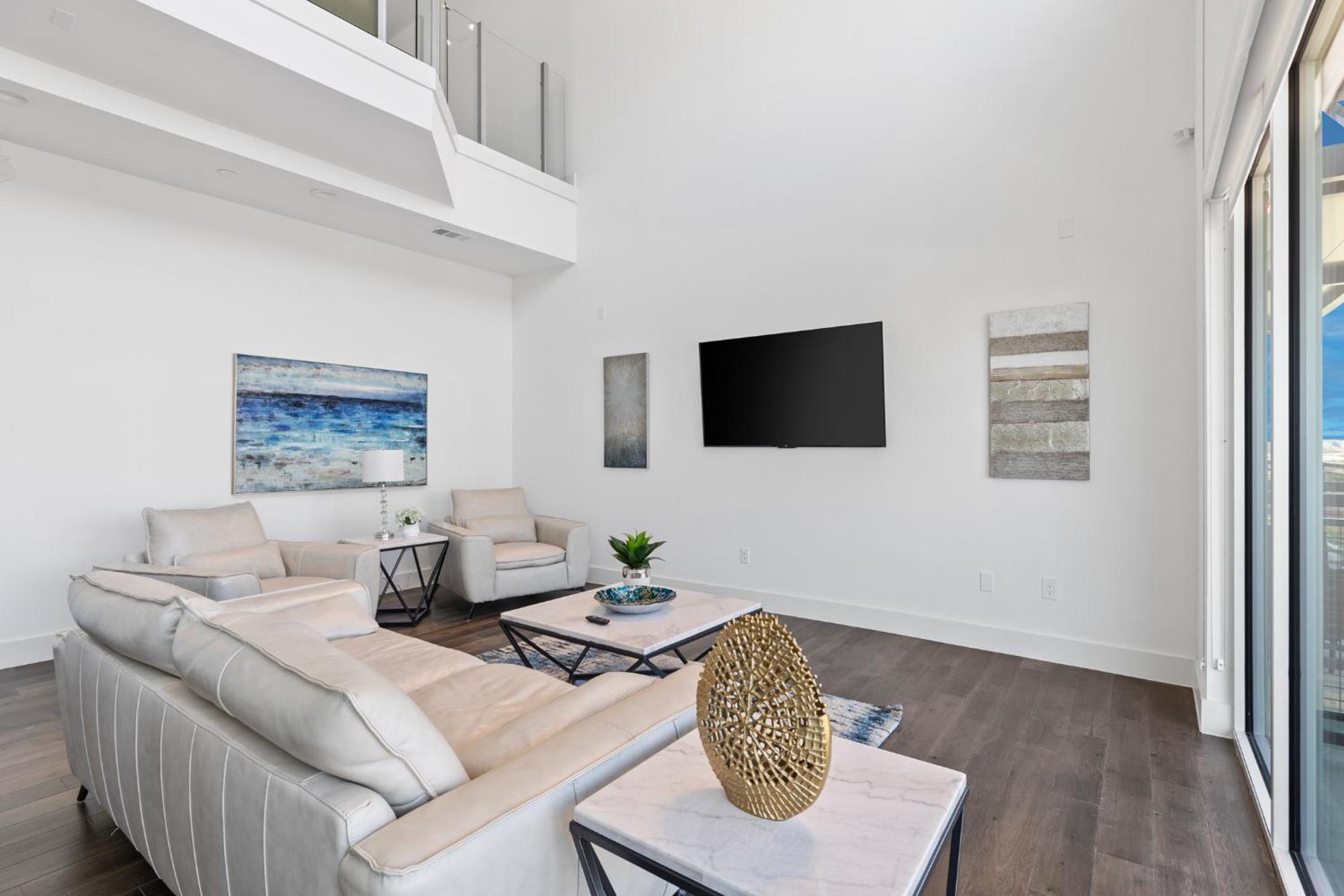 Destination At The Cedars 602 Apartment *