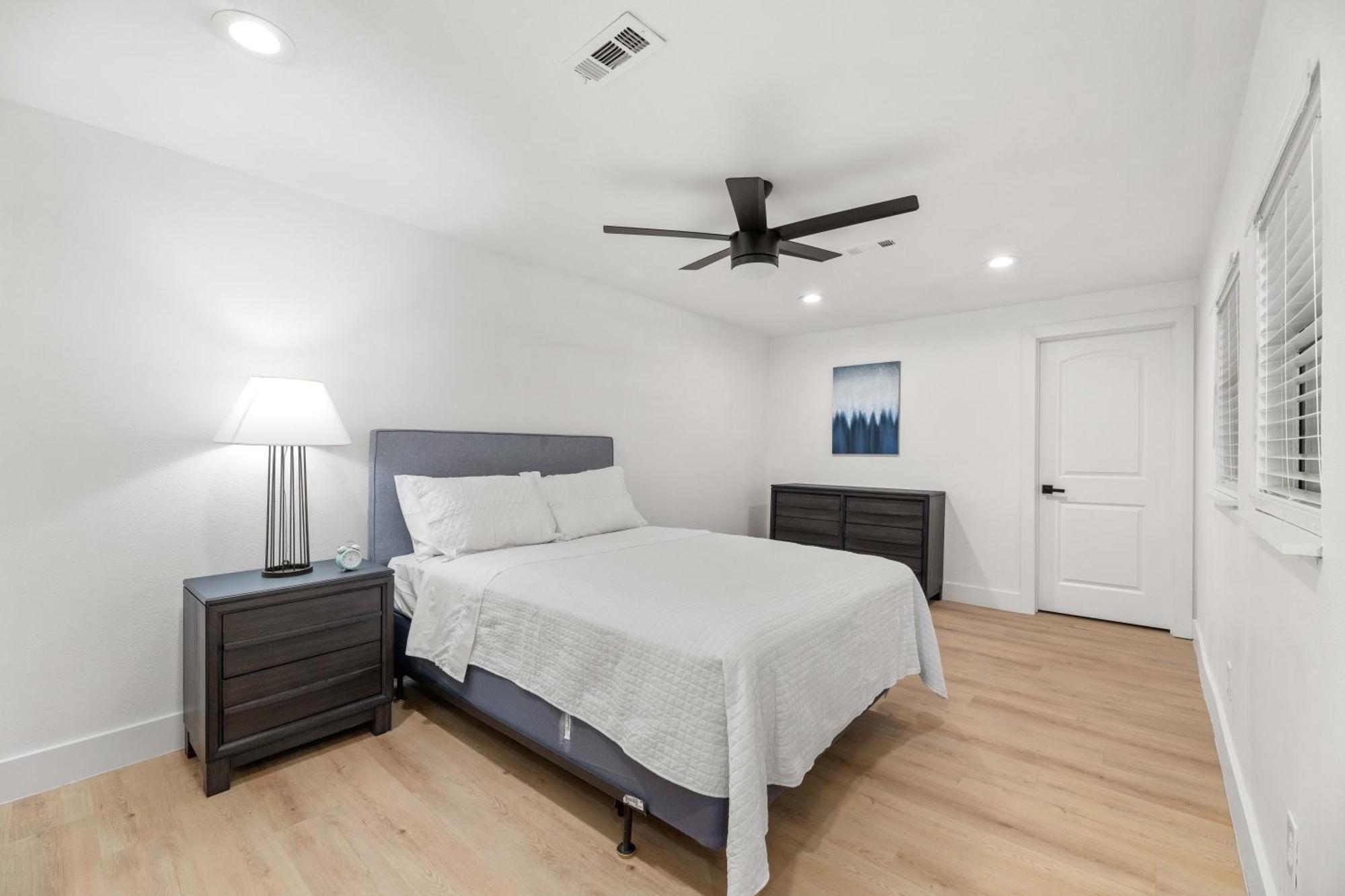 Holiday home Incredible Modern 4 Bedroom Dallas