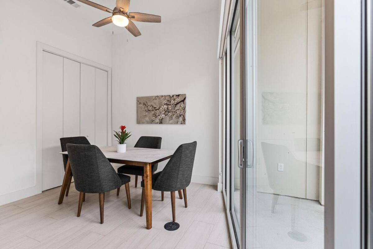 Destination At The Cedars 304 Apartment *