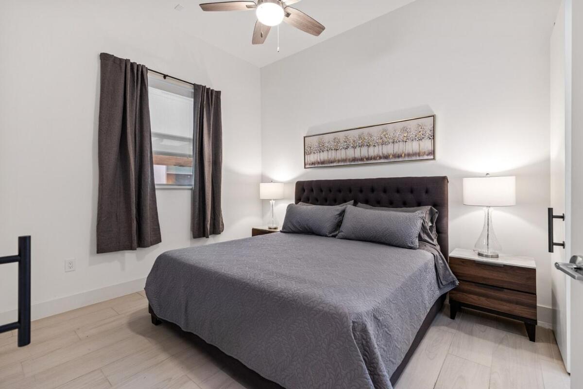 Destination At The Cedars 304 Apartment Dallas