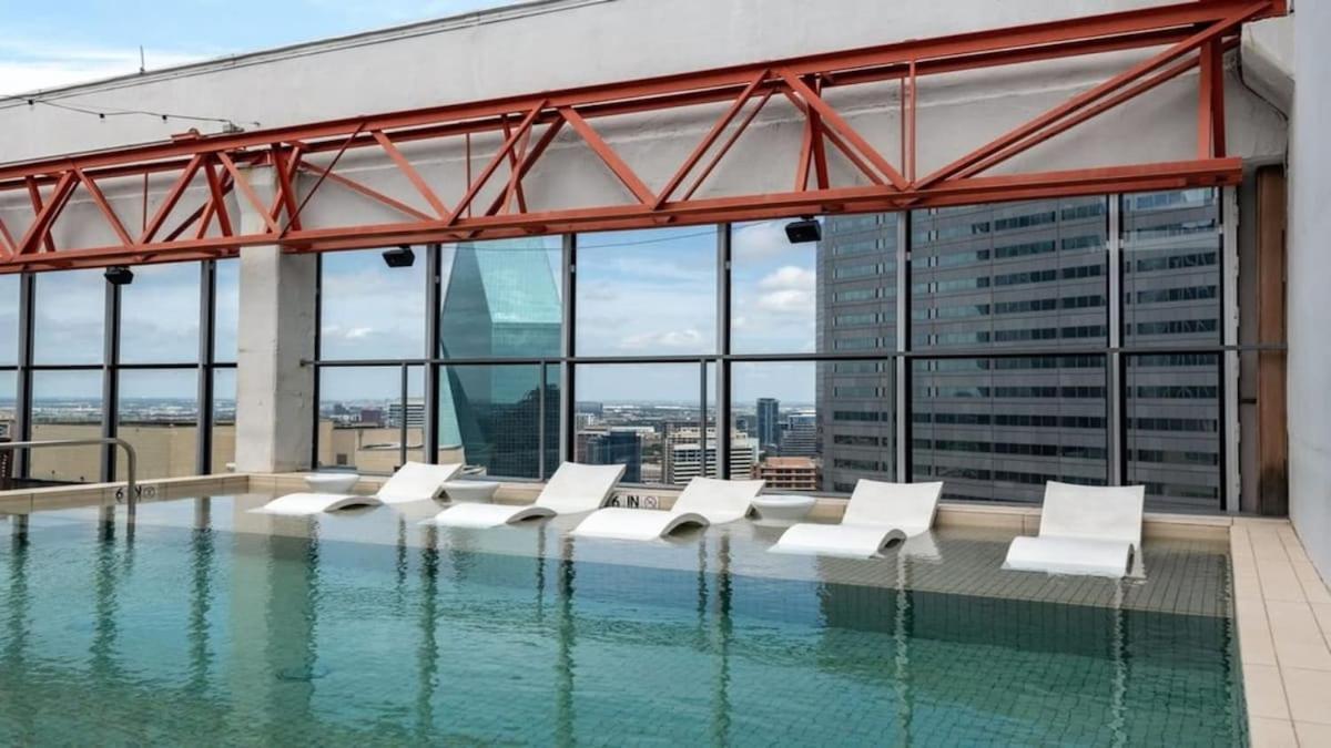 16th Fl Bold Cozysuites With Pool, Gym #3 Dallas