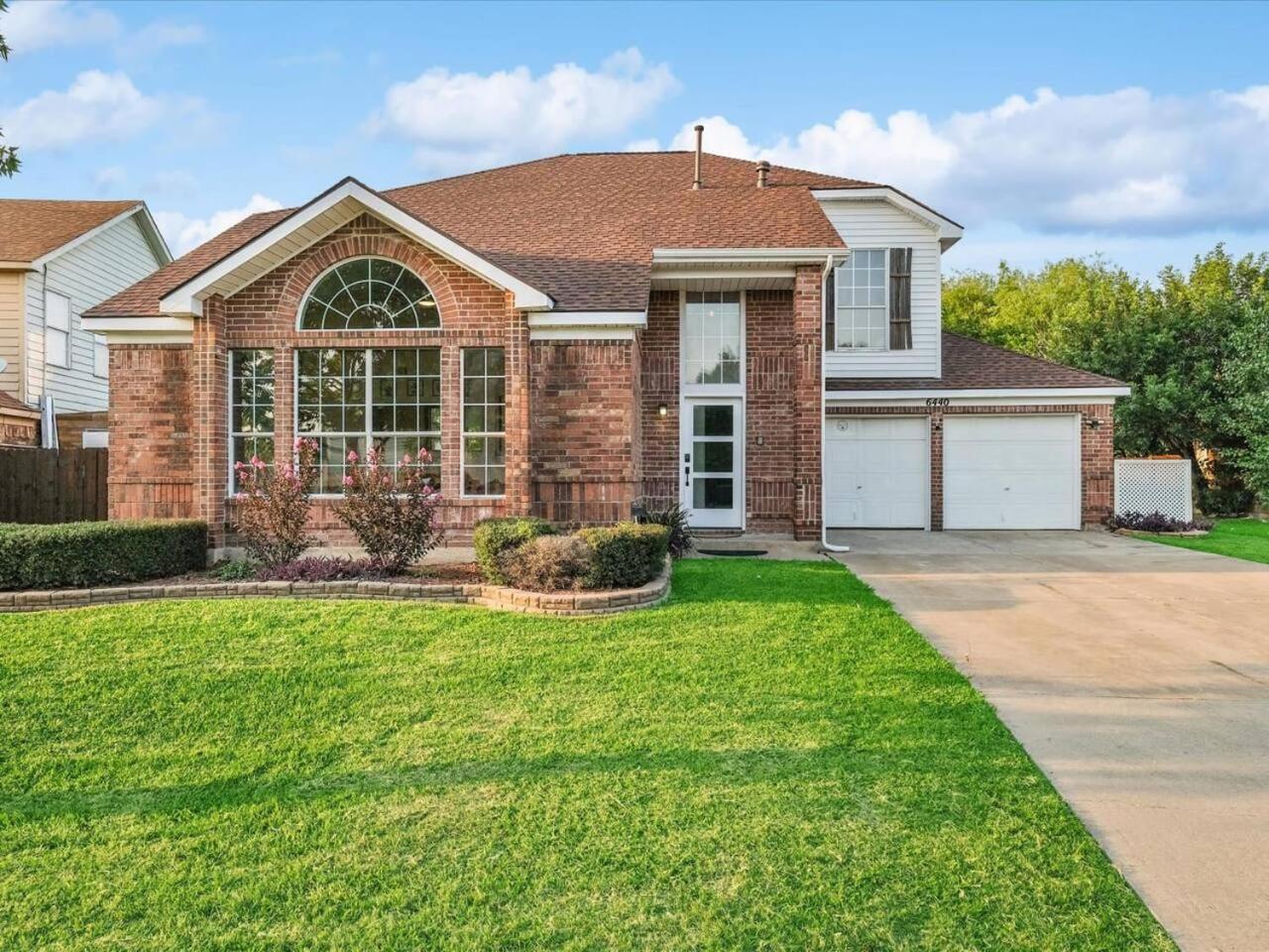 Modern 5br Mountain View W Pool, Fire Pit, 16 Ppl * Dallas
