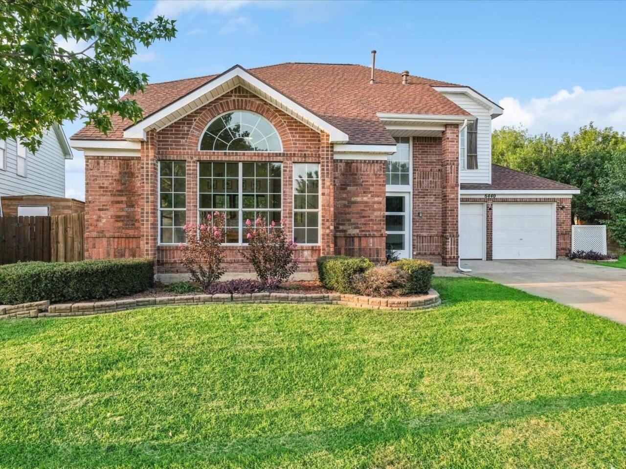 Modern 5br Mountain View W Pool, Fire Pit, 16 Ppl Villa