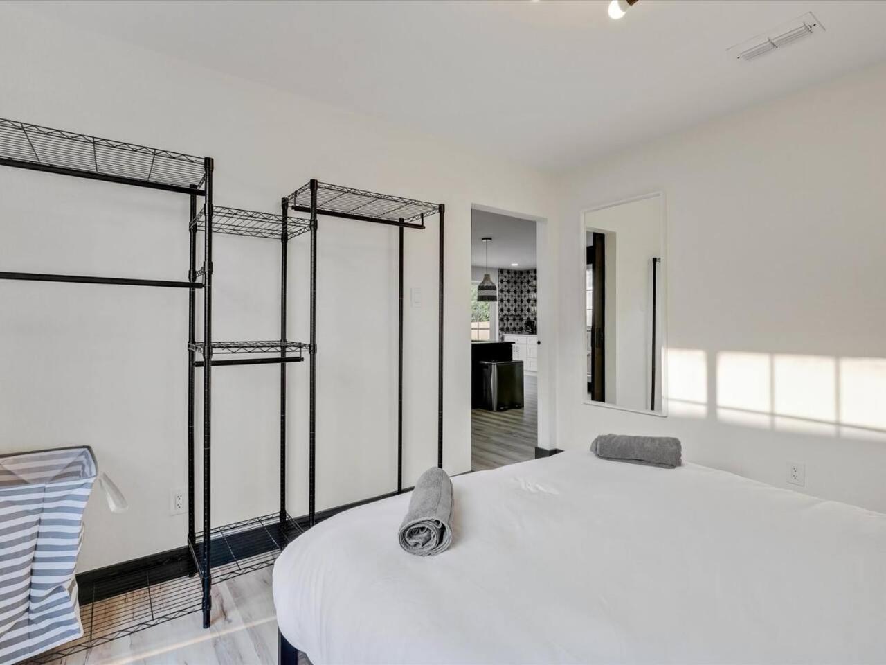 Modern 5br Mountain View W Pool, Fire Pit, 16 Ppl Villa