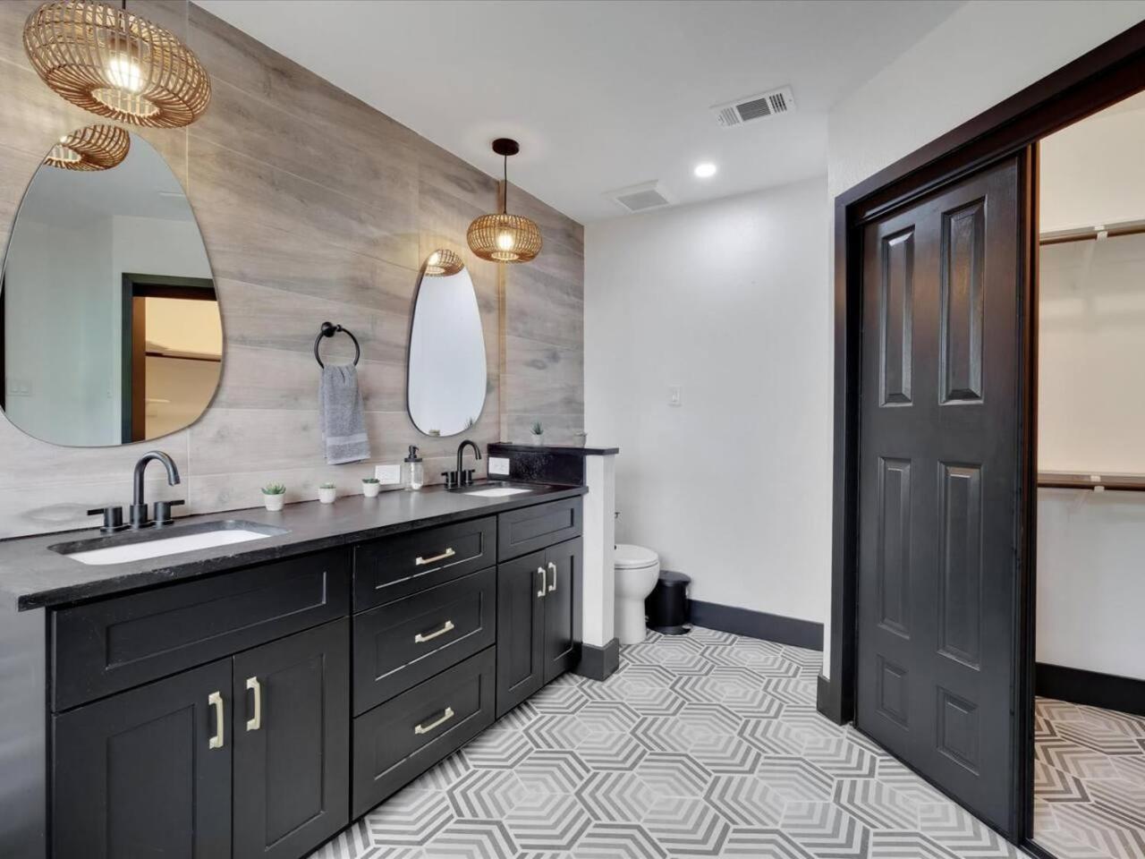 Modern 5br Mountain View W Pool, Fire Pit, 16 Ppl Villa *