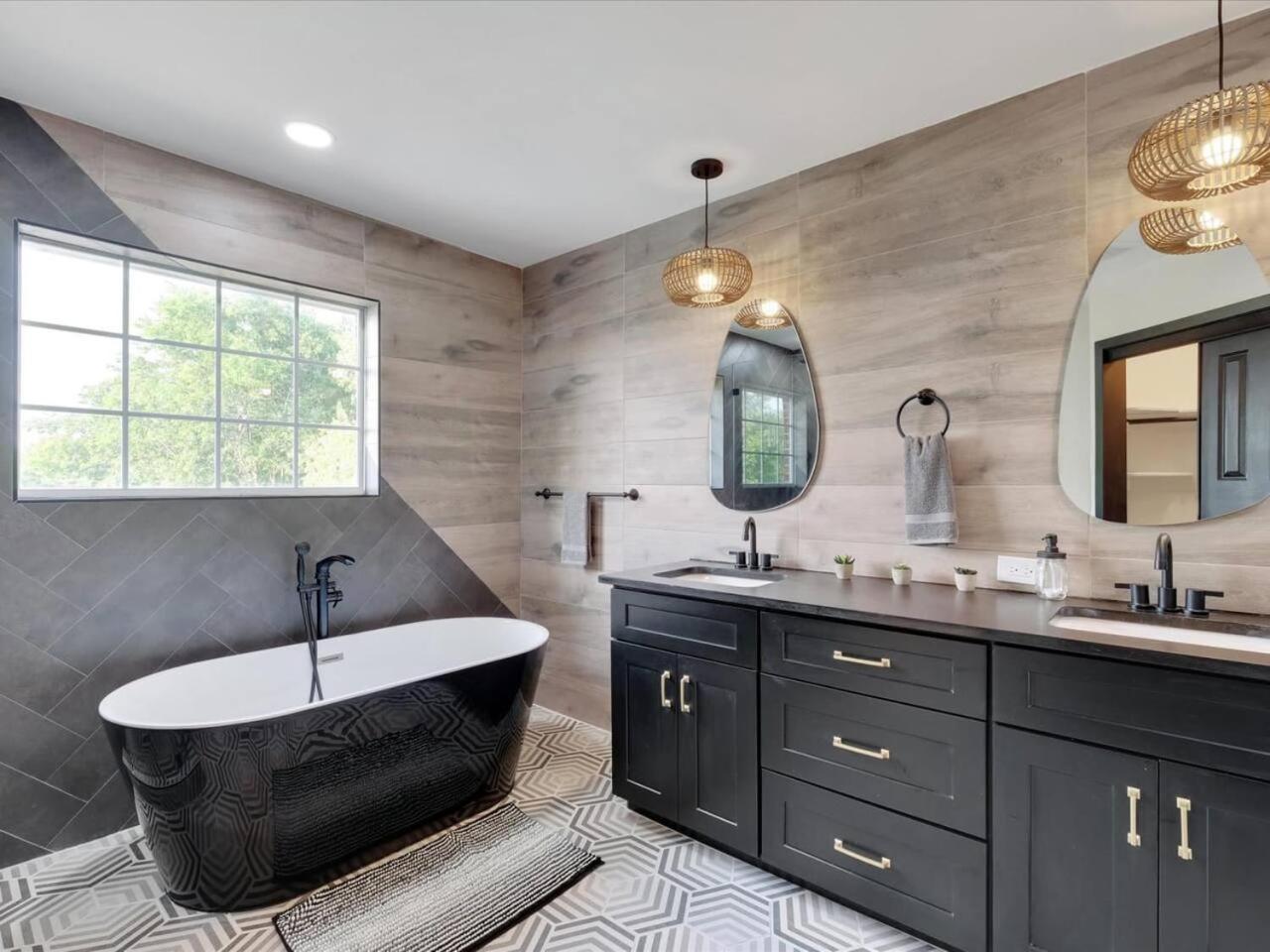 Modern 5br Mountain View W Pool, Fire Pit, 16 Ppl *