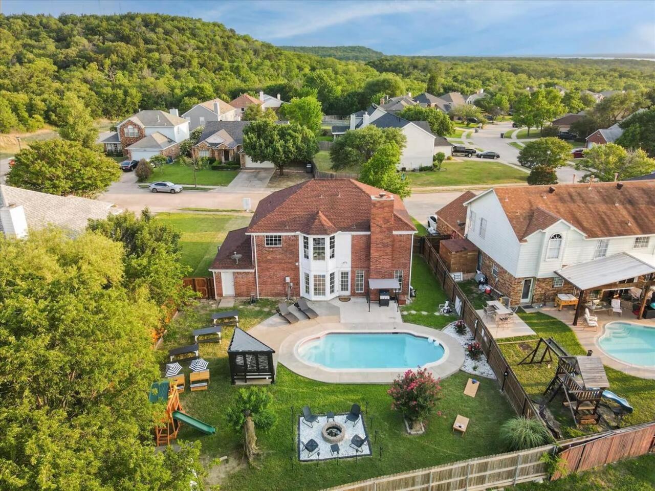 Villa Modern 5br Mountain View W Pool, Fire Pit, 16 Ppl Dallas
