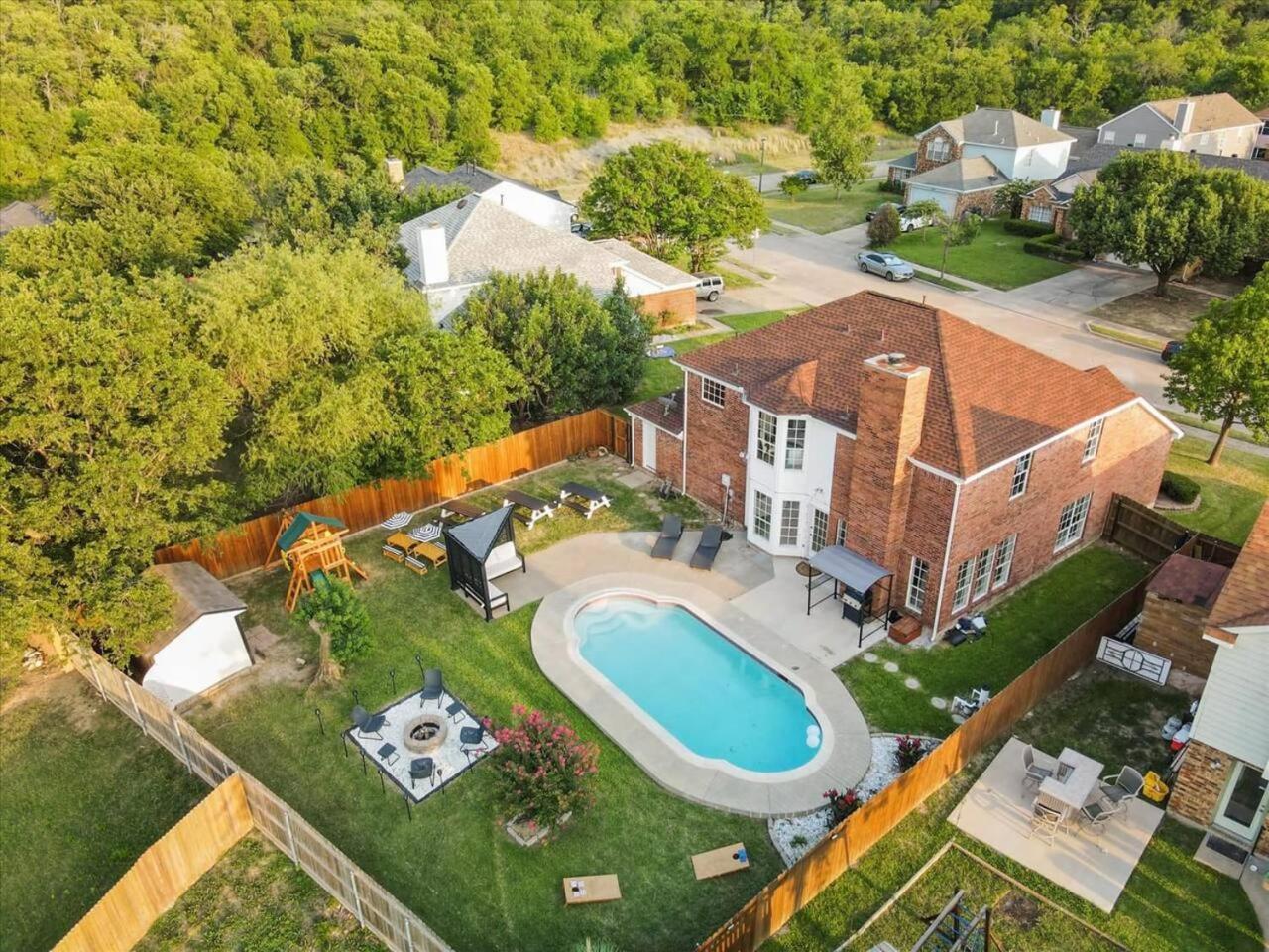 Modern 5br Mountain View W Pool, Fire Pit, 16 Ppl Villa Dallas