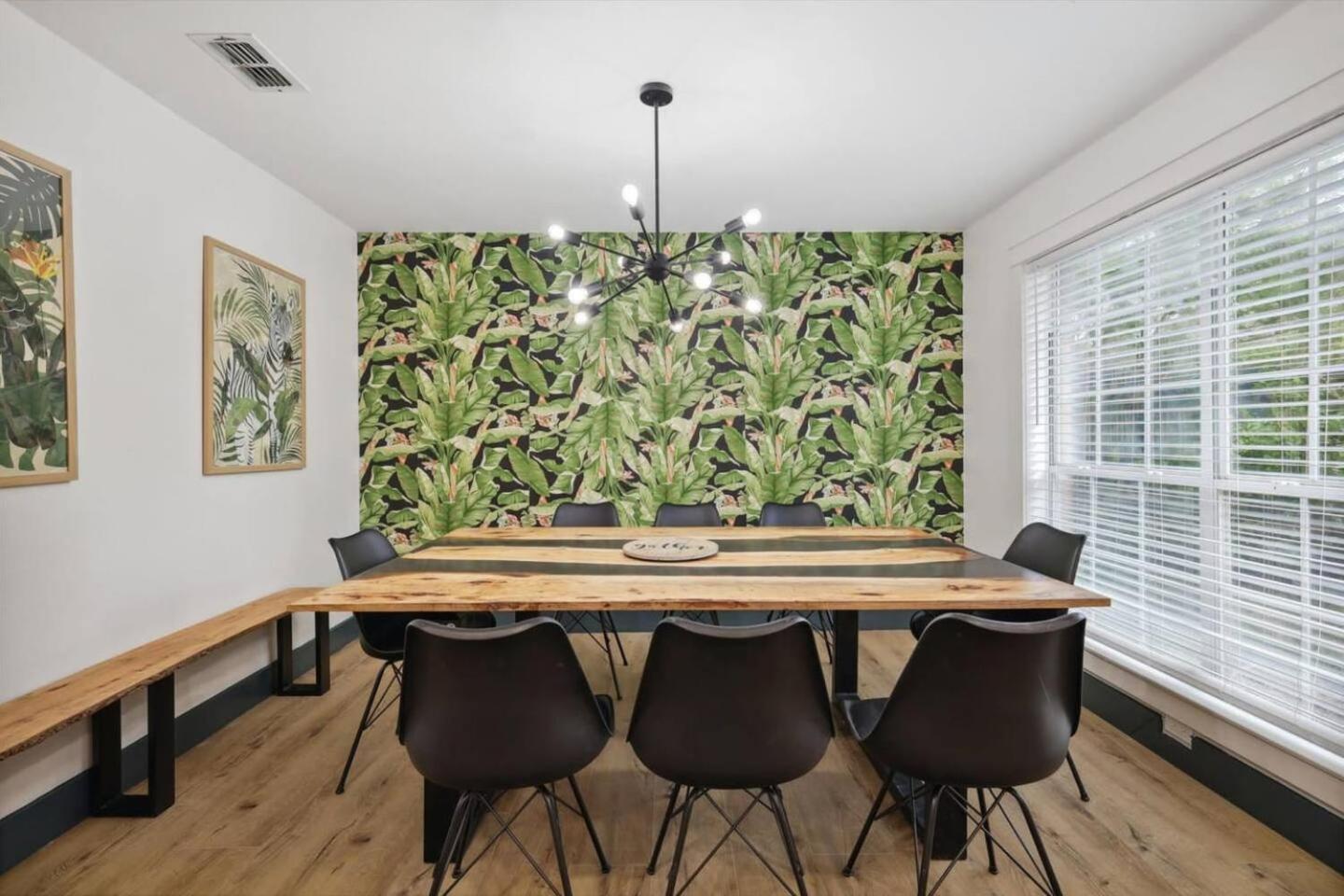 Oasis Jungle 5br Pool W Huge View Private Dallas