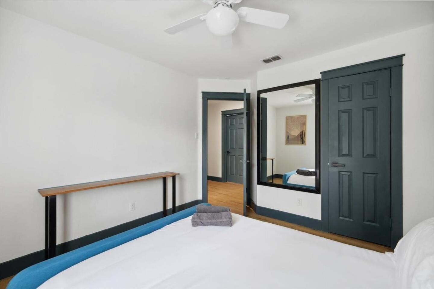 Oasis Jungle 5br Pool W Huge View Private Holiday home Dallas