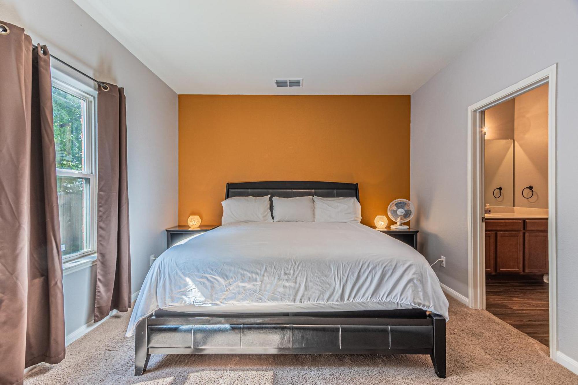 Holiday home Luxury 5br Retreat With Business Amenities - Perfect For Business Travelers, Families & Groups Dallas