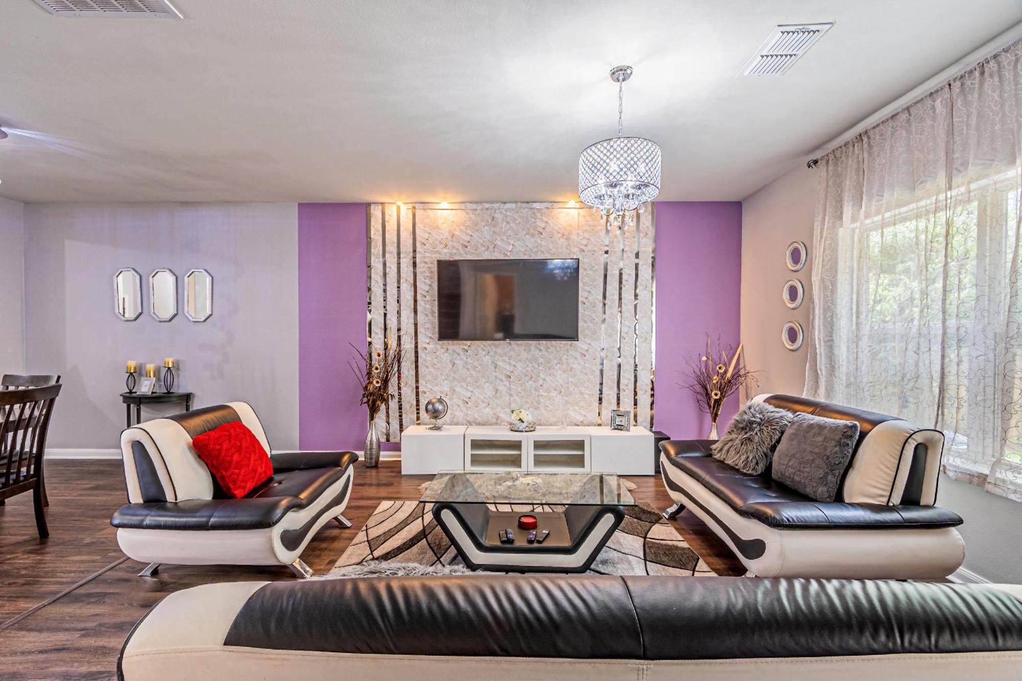 Luxury 5br Retreat With Business Amenities - Perfect For Business Travelers, Families & Groups * Dallas