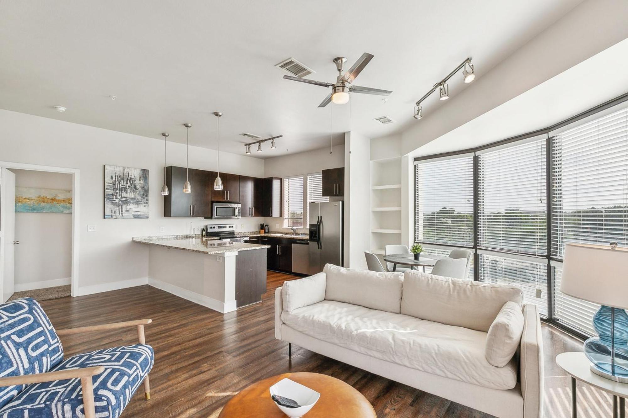 Cs 4149 Elegant 2br I Pool I Gym I Parking * Dallas