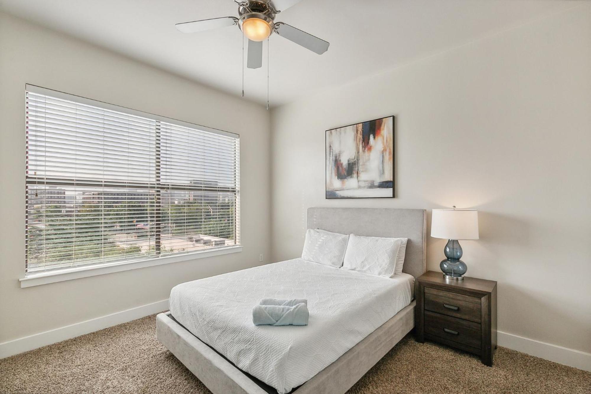 Cs 4149 Elegant 2br I Pool I Gym I Parking *
