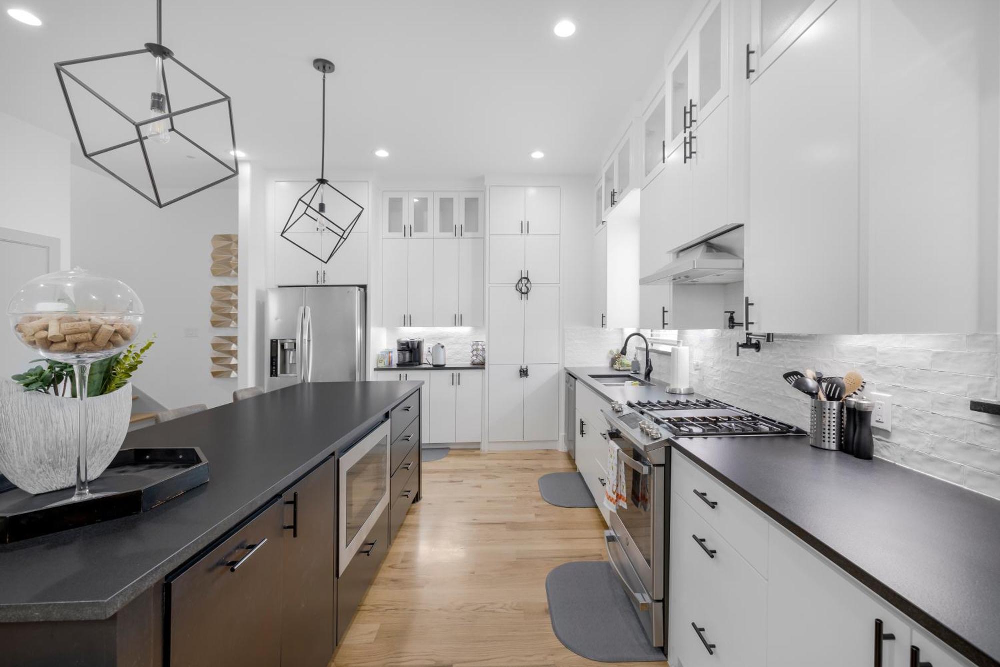 Large Luxury 3br Dowtown Retreat - Perfect For Families Getaways Dallas