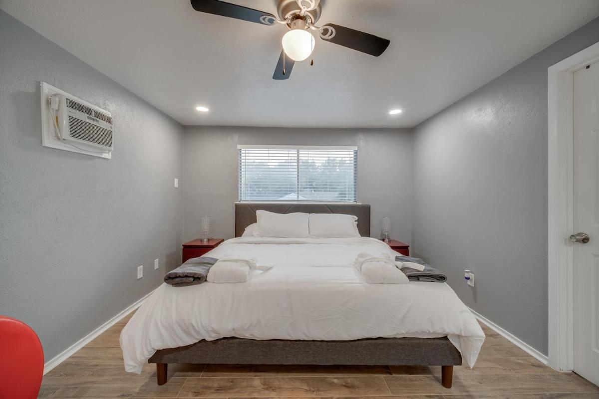 Stunning 5br 2ba With Private Pool And Cinema