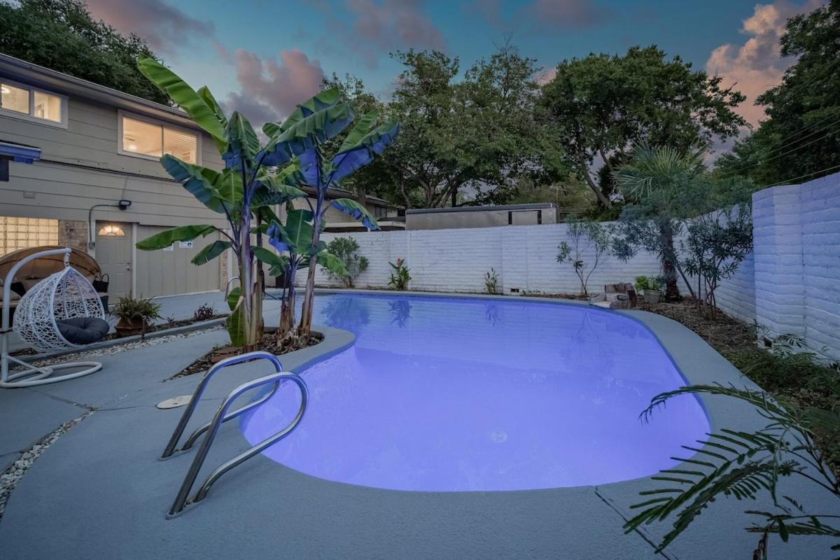 Stunning 5br 2ba With Private Pool And Cinema Holiday home *