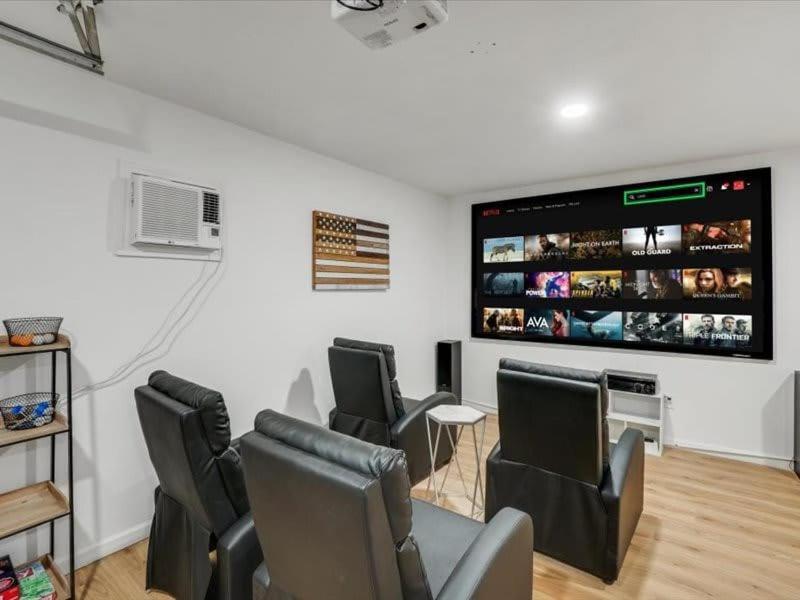 Holiday home Posh 6br 2,5ba With Pool, Media-game & Hot Tub Dallas