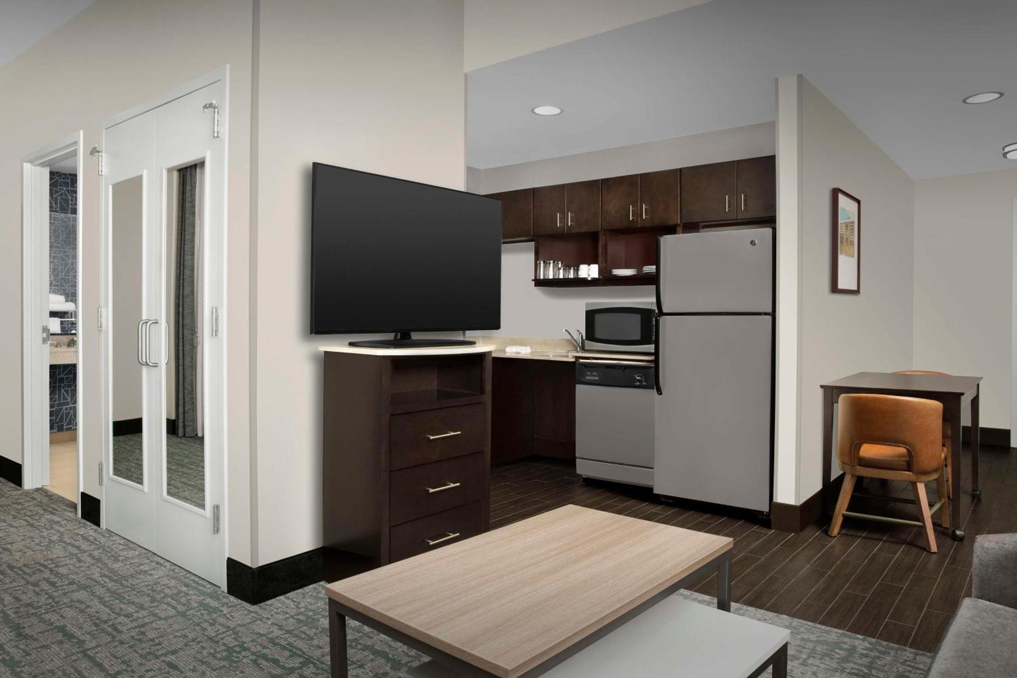 Homewood Downtown Hotel