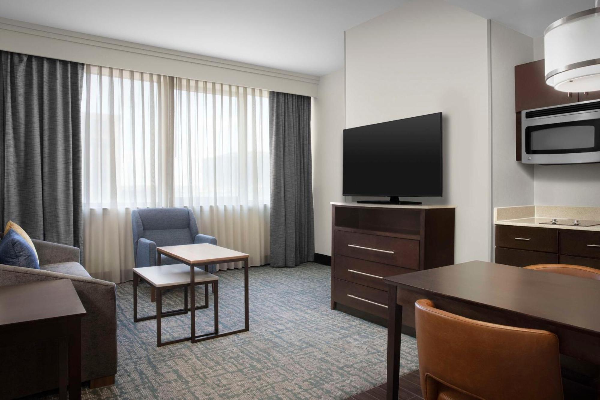 Homewood Downtown Hotel 3*