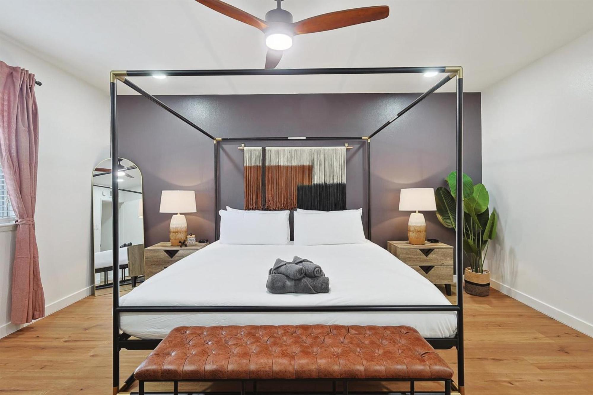 4-bd Serene Hideaway W Pool Foosball And Patio