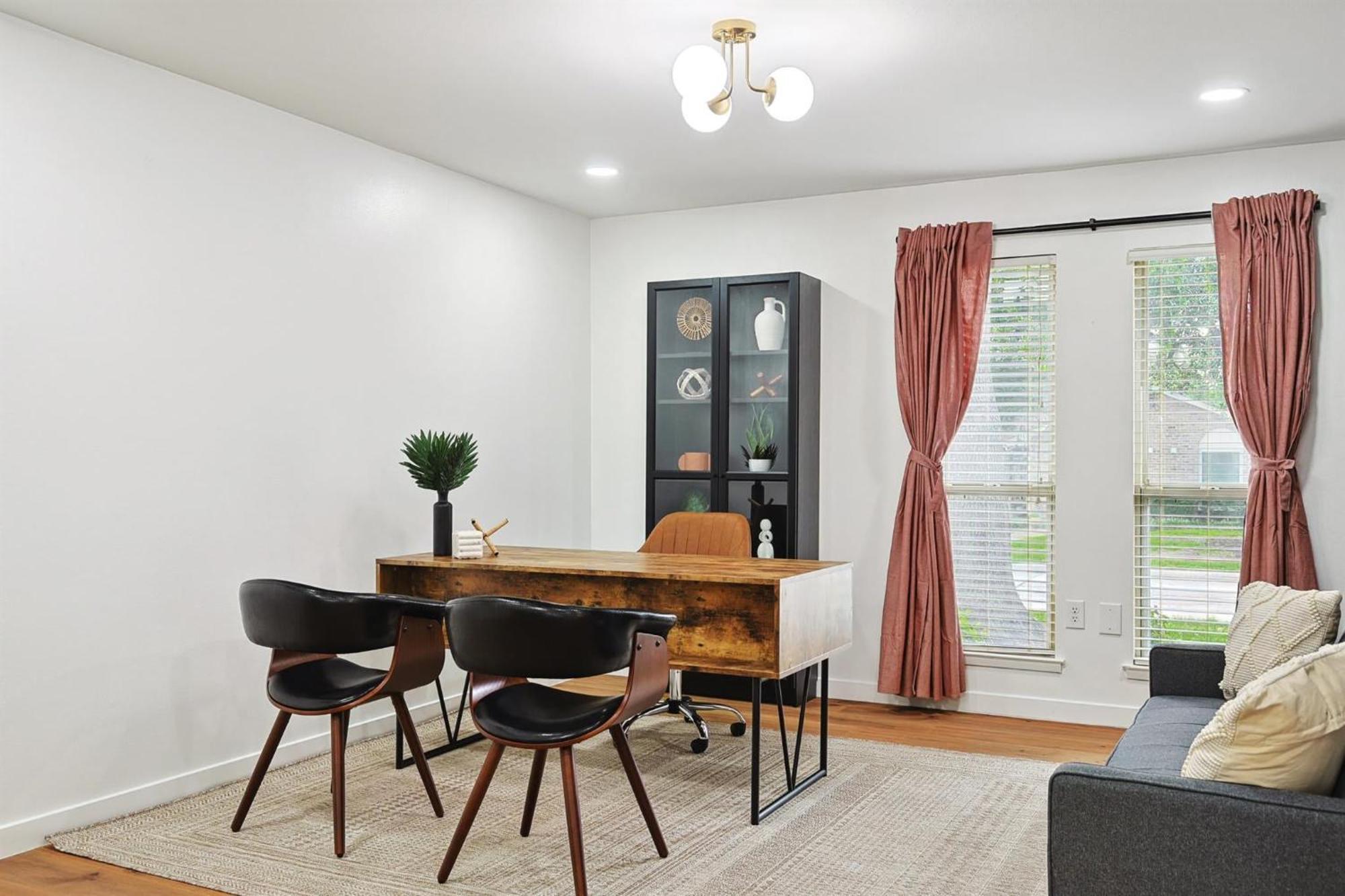 4-bd Serene Hideaway W Pool Foosball And Patio Holiday home Dallas