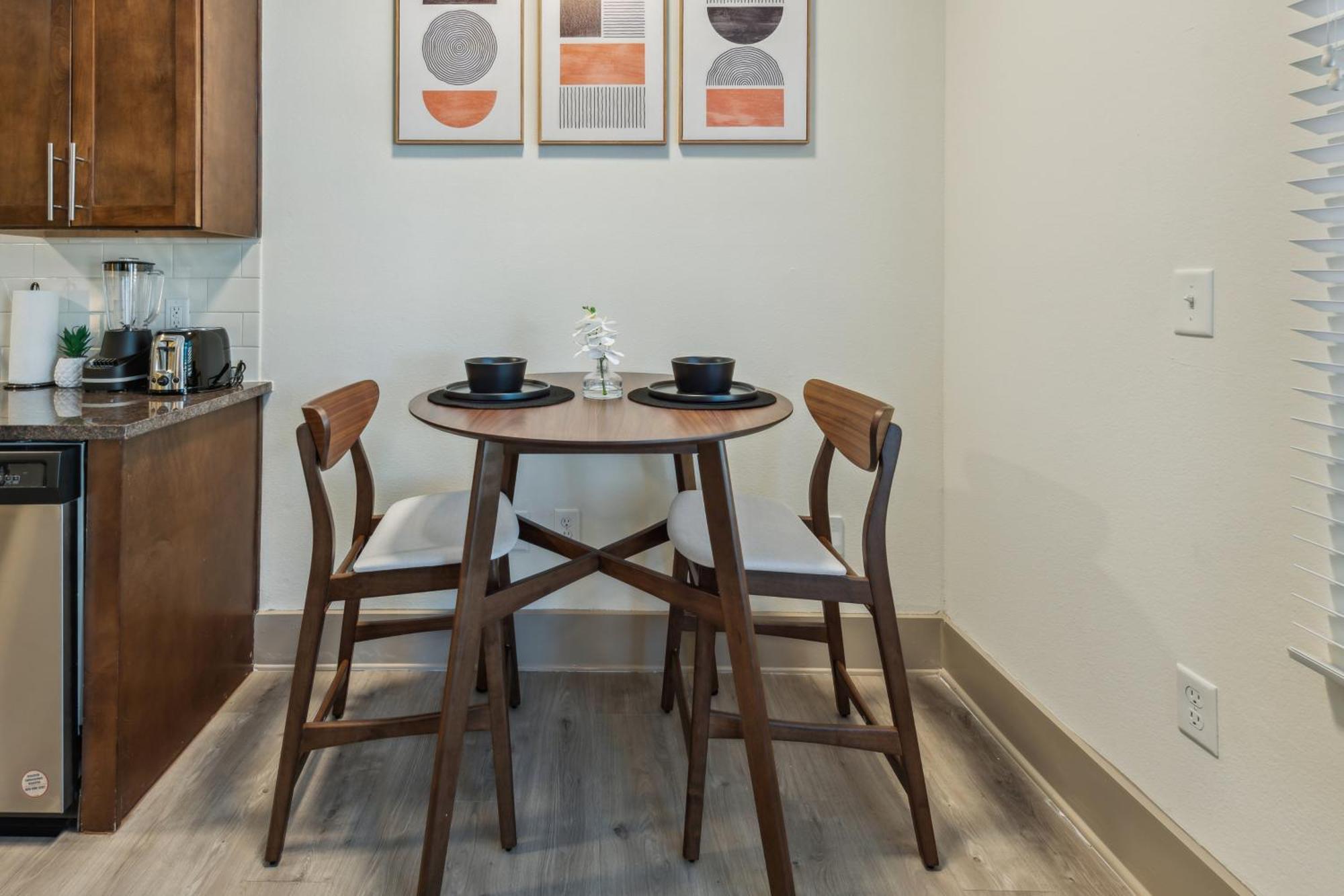Apartment Amazing Uptown Free Parking Pet Friendly Dallas