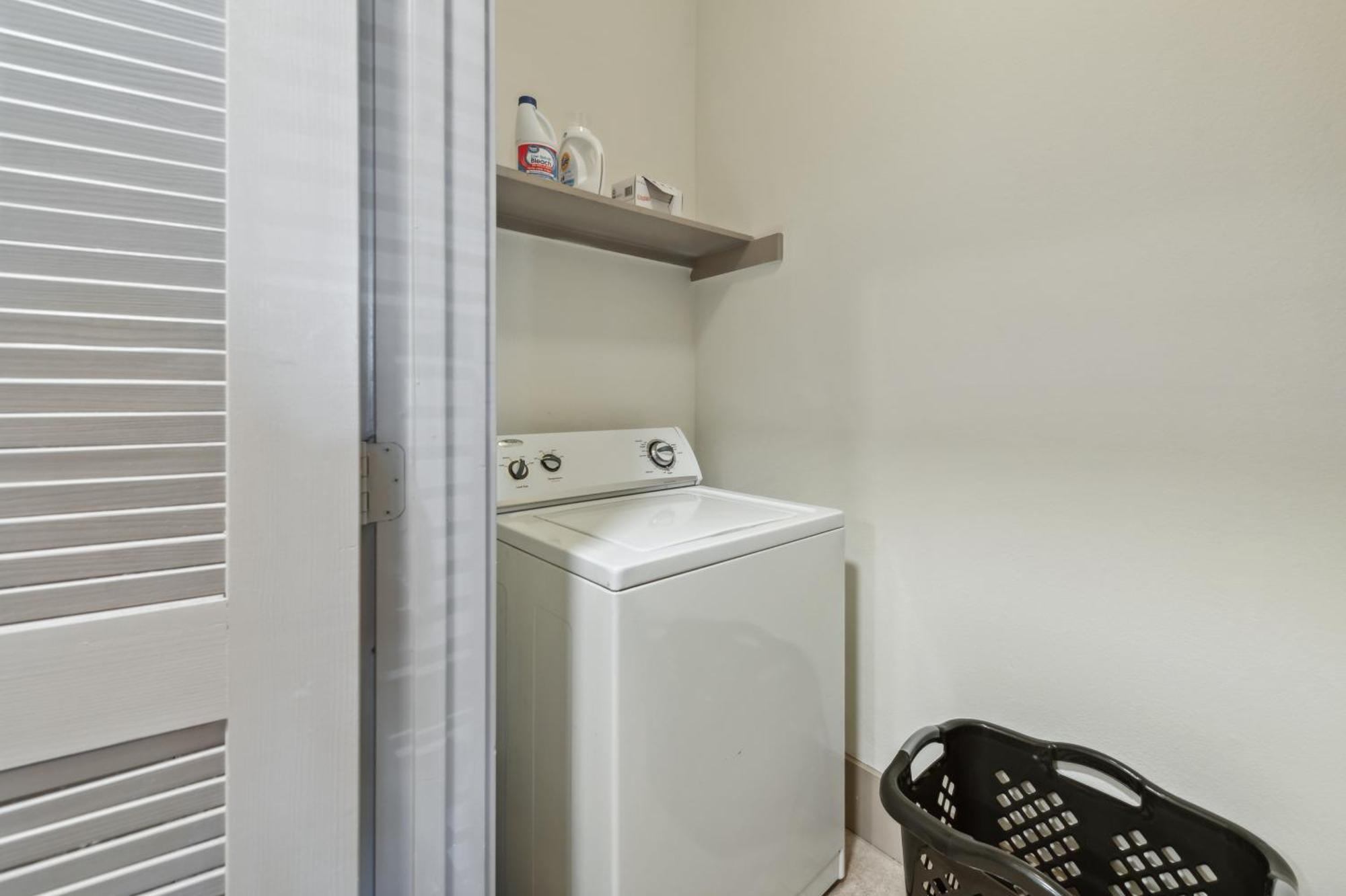 Apartment Amazing Uptown Free Parking Pet Friendly *