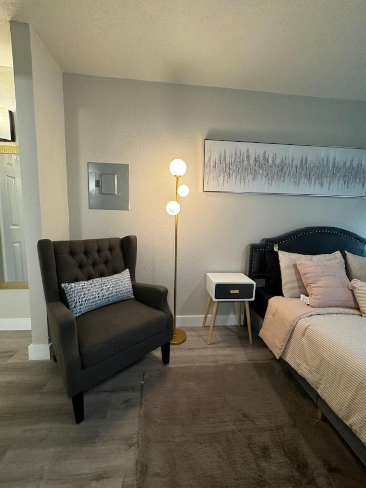 Apartment Downtown Luxe Urban Haven 1bd Retreat Dallas