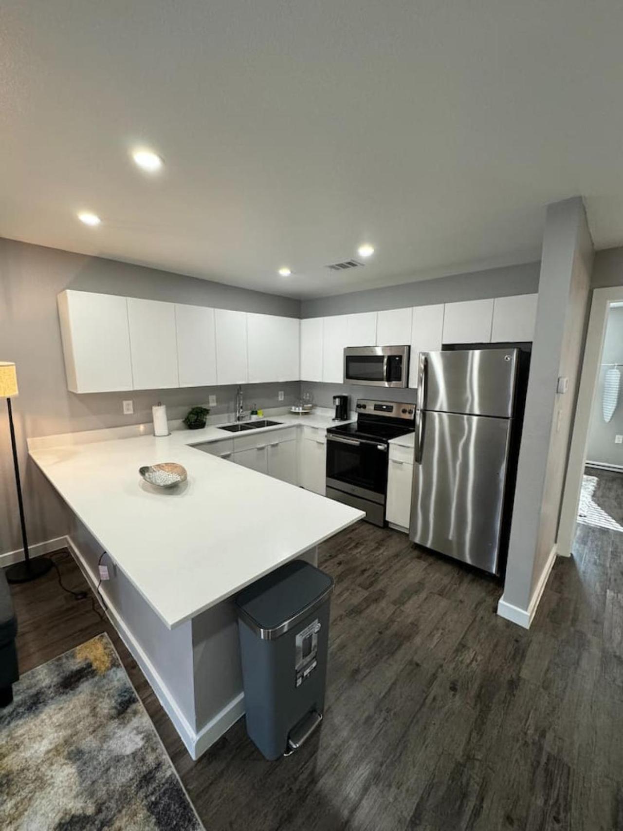 Apartment Downtown - Modern 1bed 1bath Escape Dallas