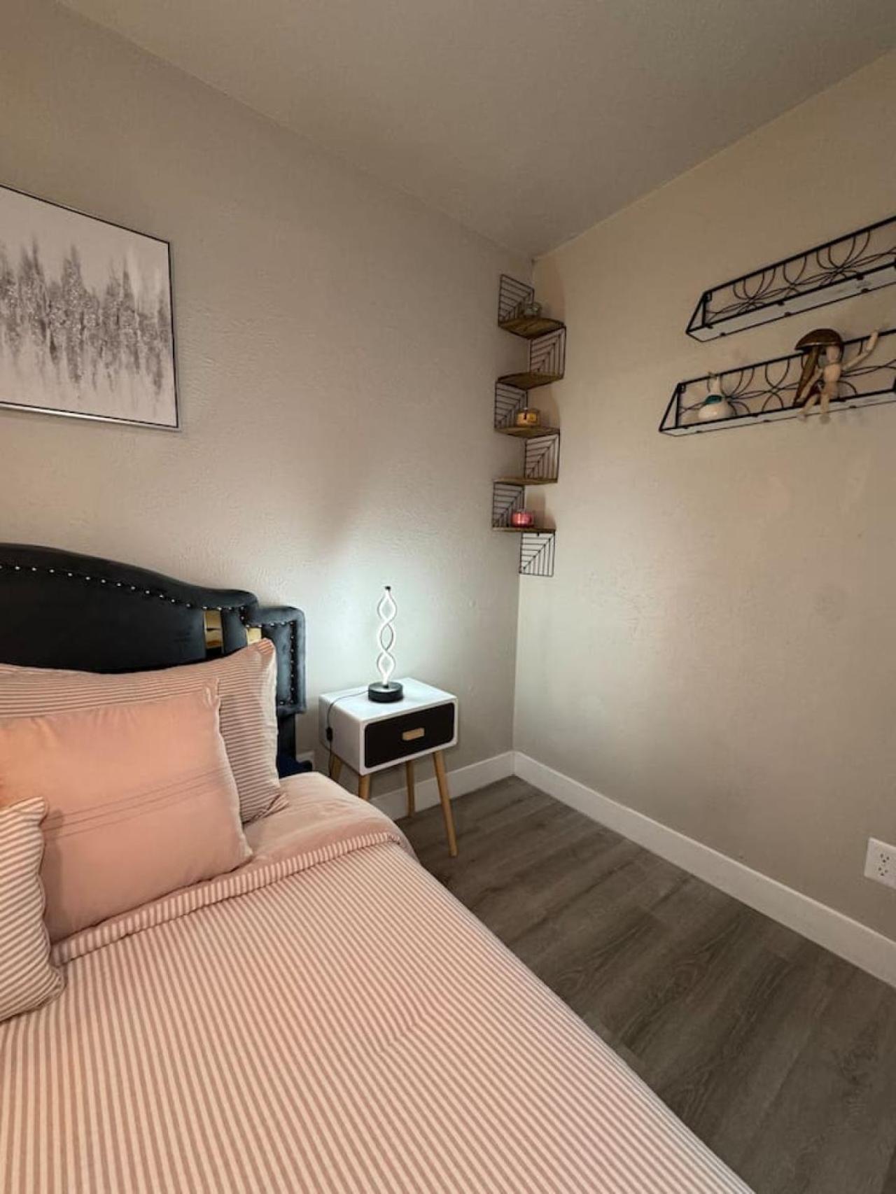 Apartment Downtown Luxe Urban Haven 1bd Retreat Dallas
