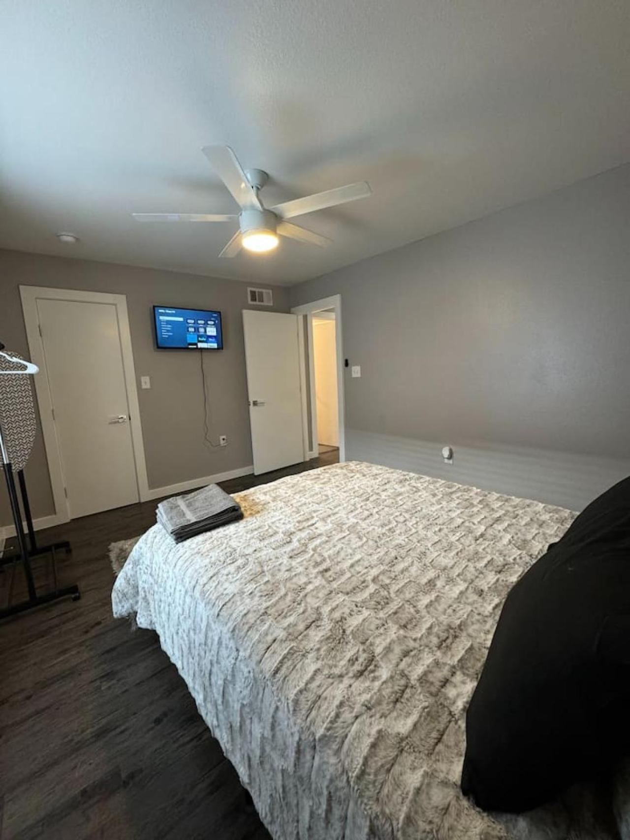 Downtown - Modern 1bed 1bath Escape Apartment Dallas