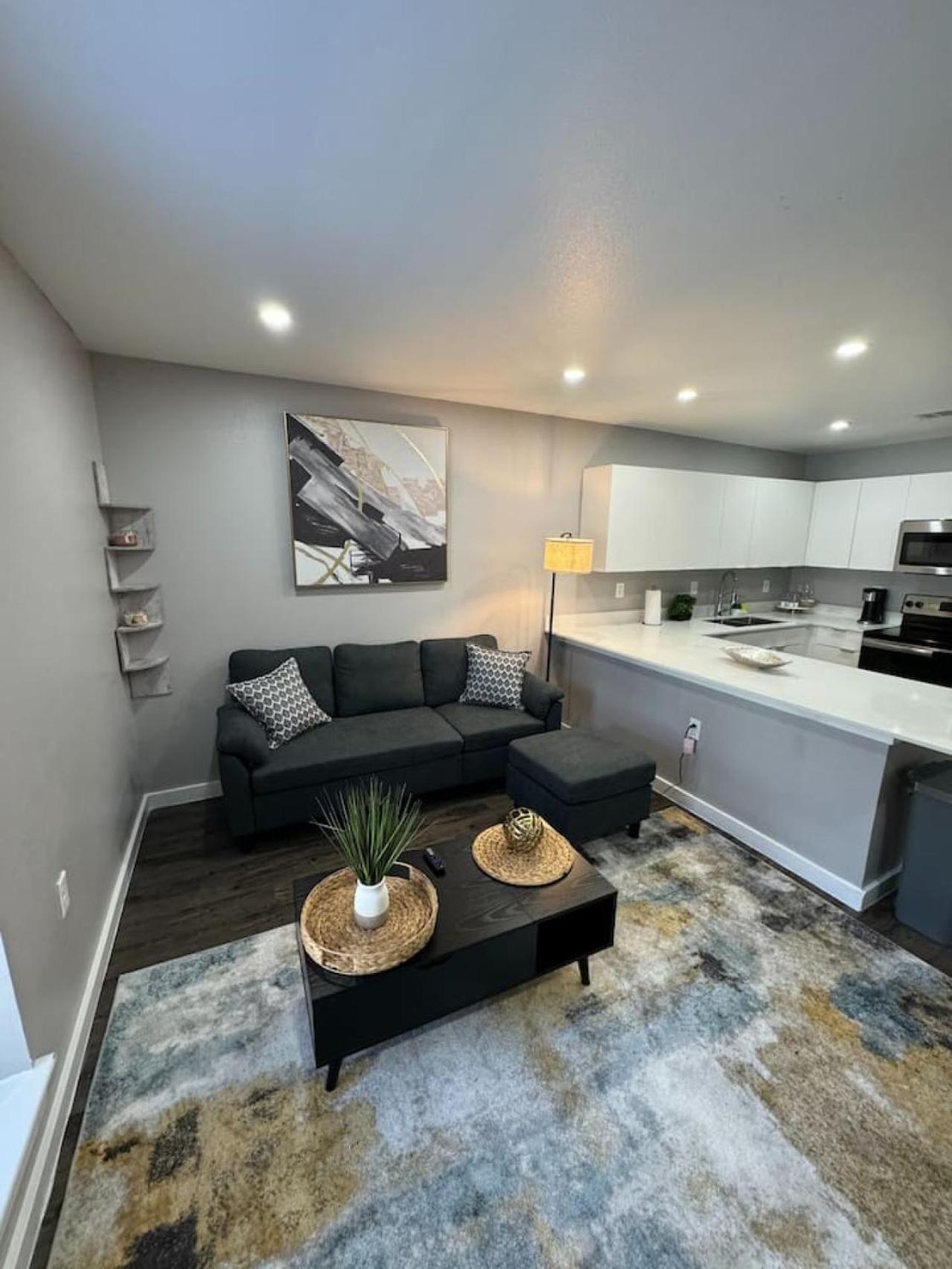 Apartment Downtown - Modern 1bed 1bath Escape Dallas