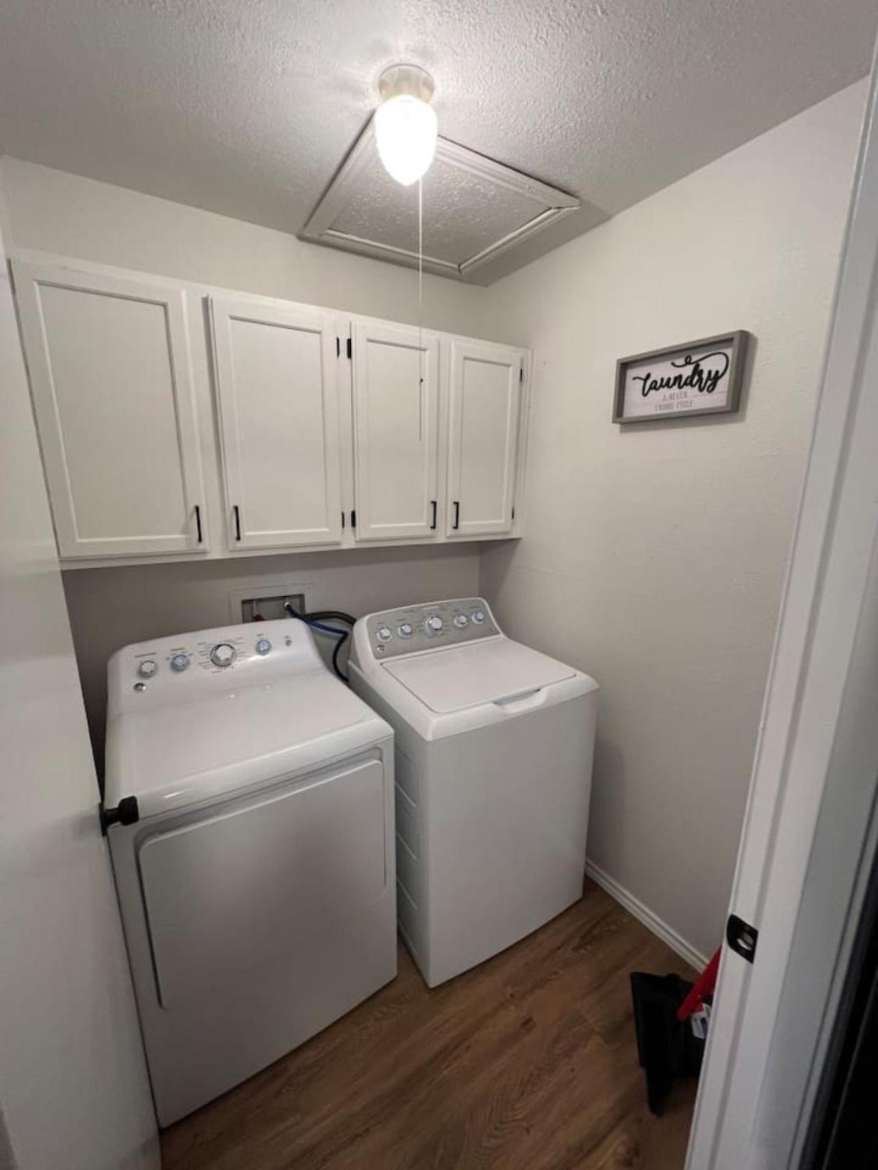 Sleek Luxe Gem Downtown 2bd 2ba Dallas