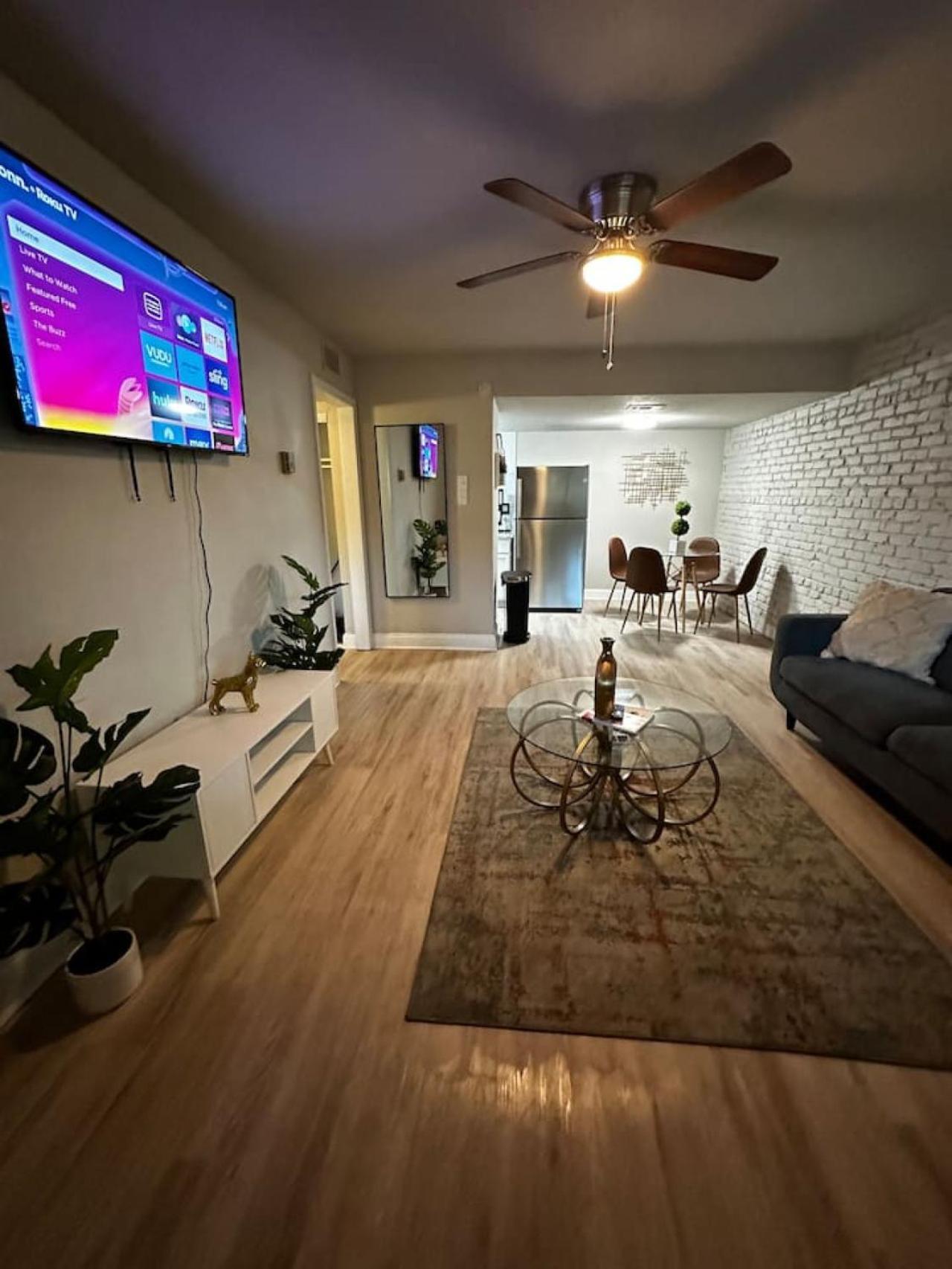 Apartment Dt Luxe Urban Oasis 1bd