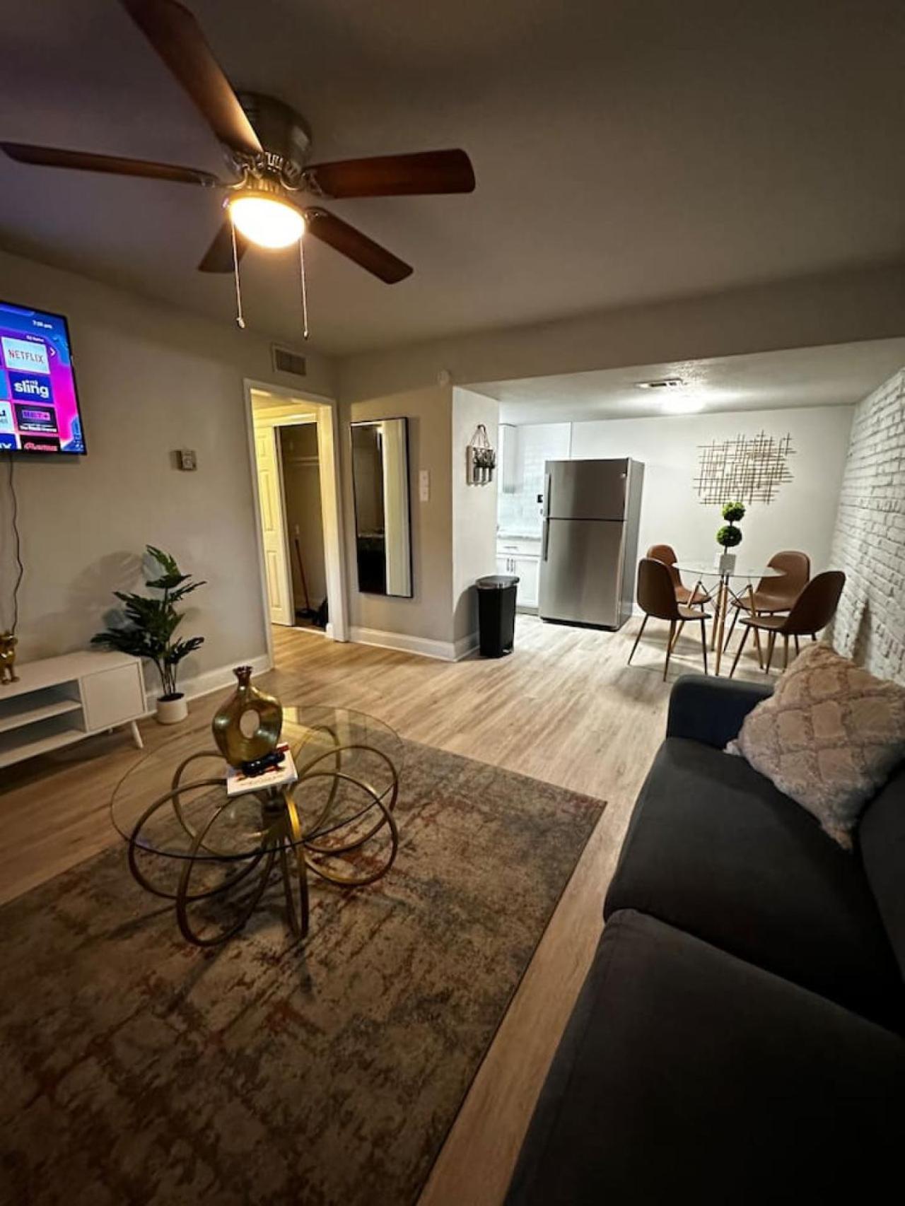 Dt Luxe Urban Oasis 1bd Apartment