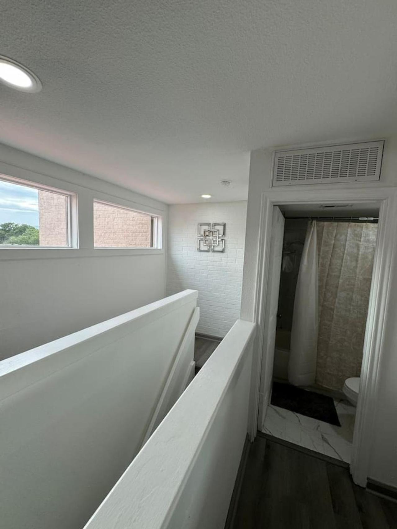 Apartment Dt 2bd Cozy Abode 5 Min From Field *
