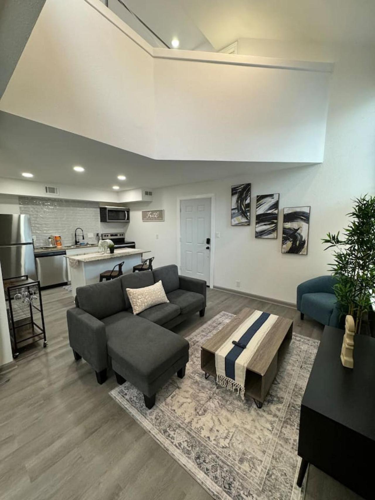 Apartment Dt 2bd Cozy Abode 5 Min From Field Dallas