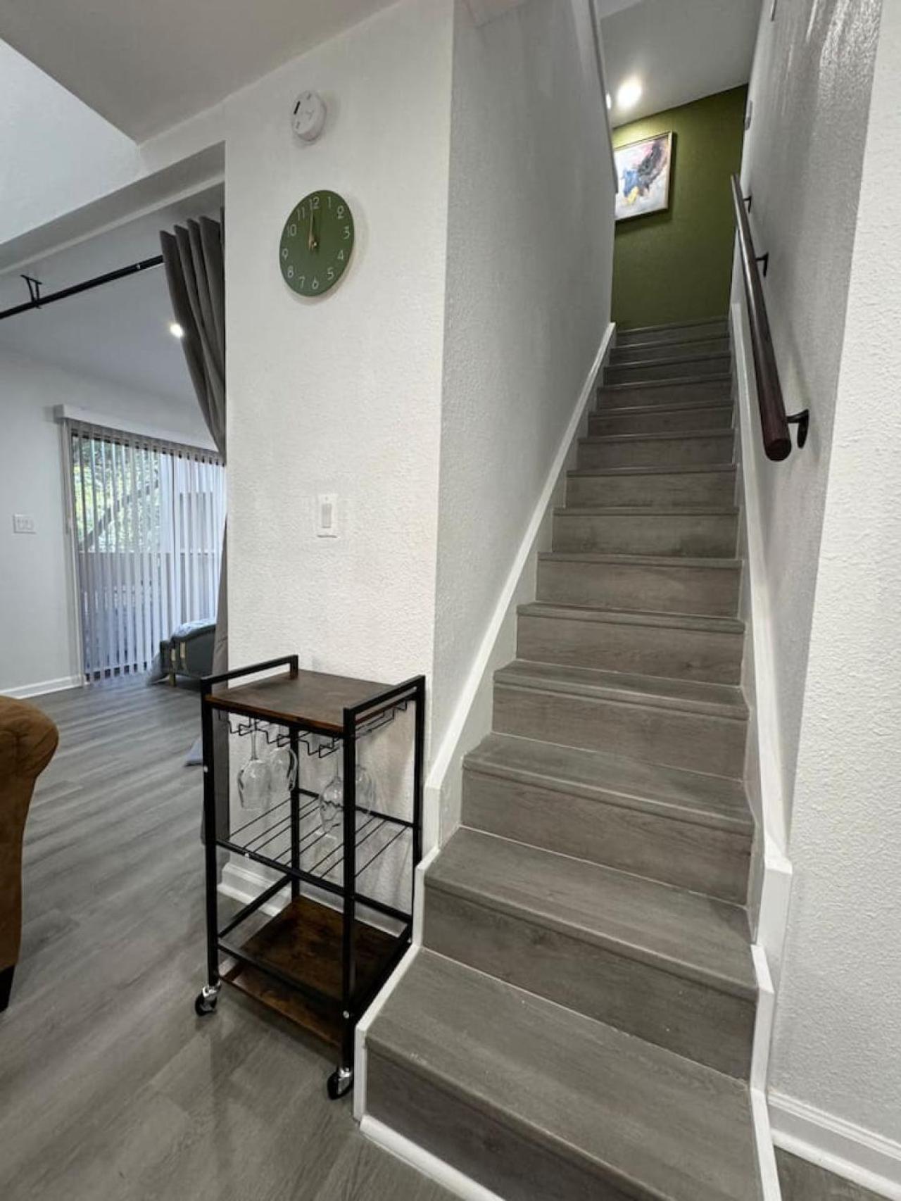 The Penthouse Luxe Gem 3bed 2bath Apartment *