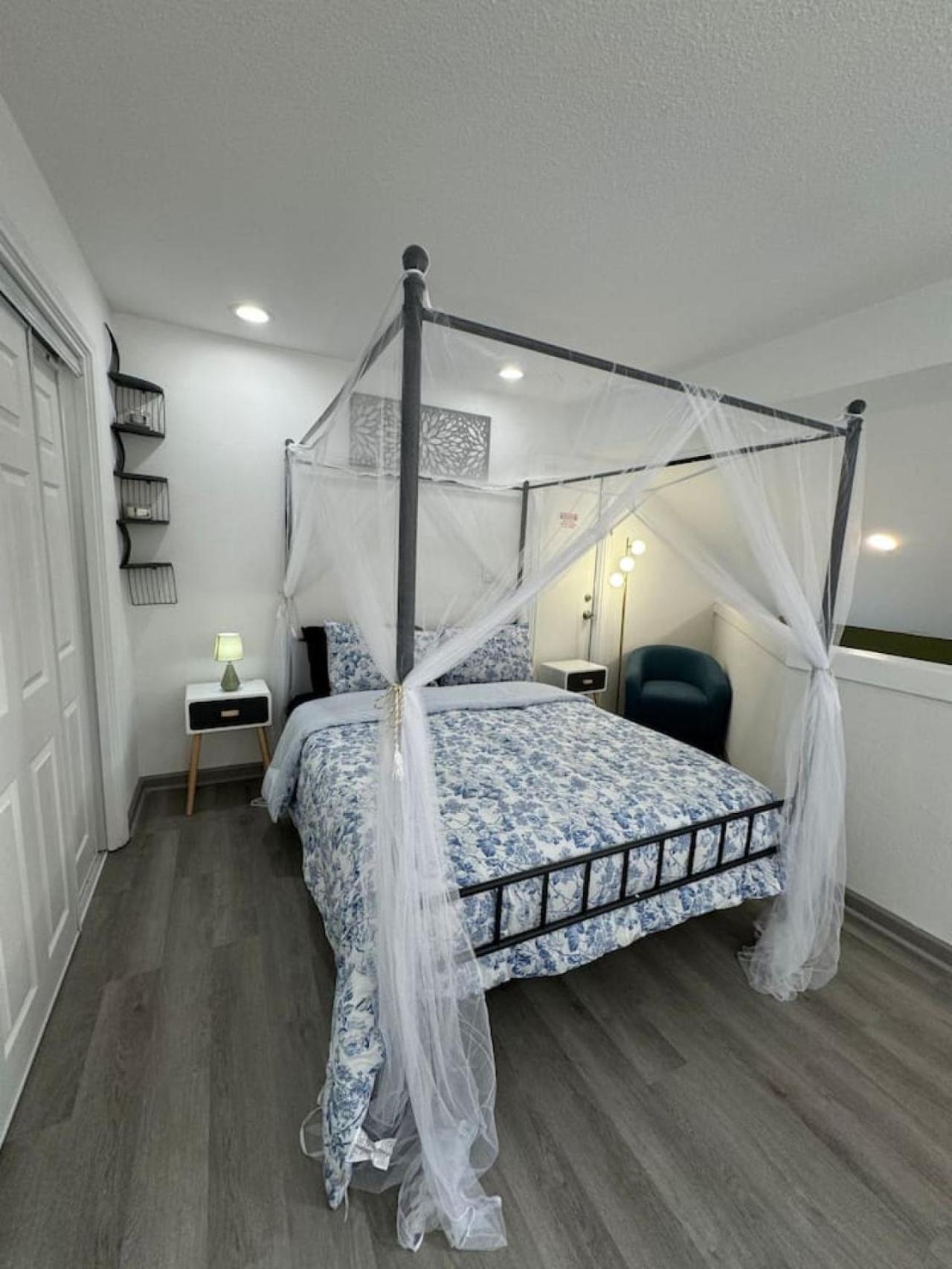 Dt 2bd Cozy Abode 5 Min From Field *
