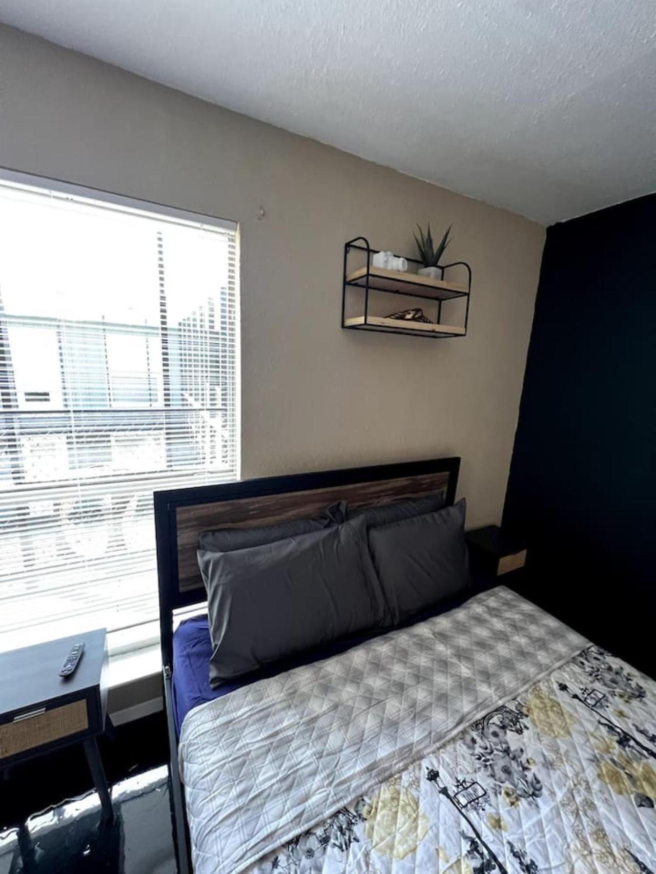 Downtown Chic Style 1bed Abode Dallas