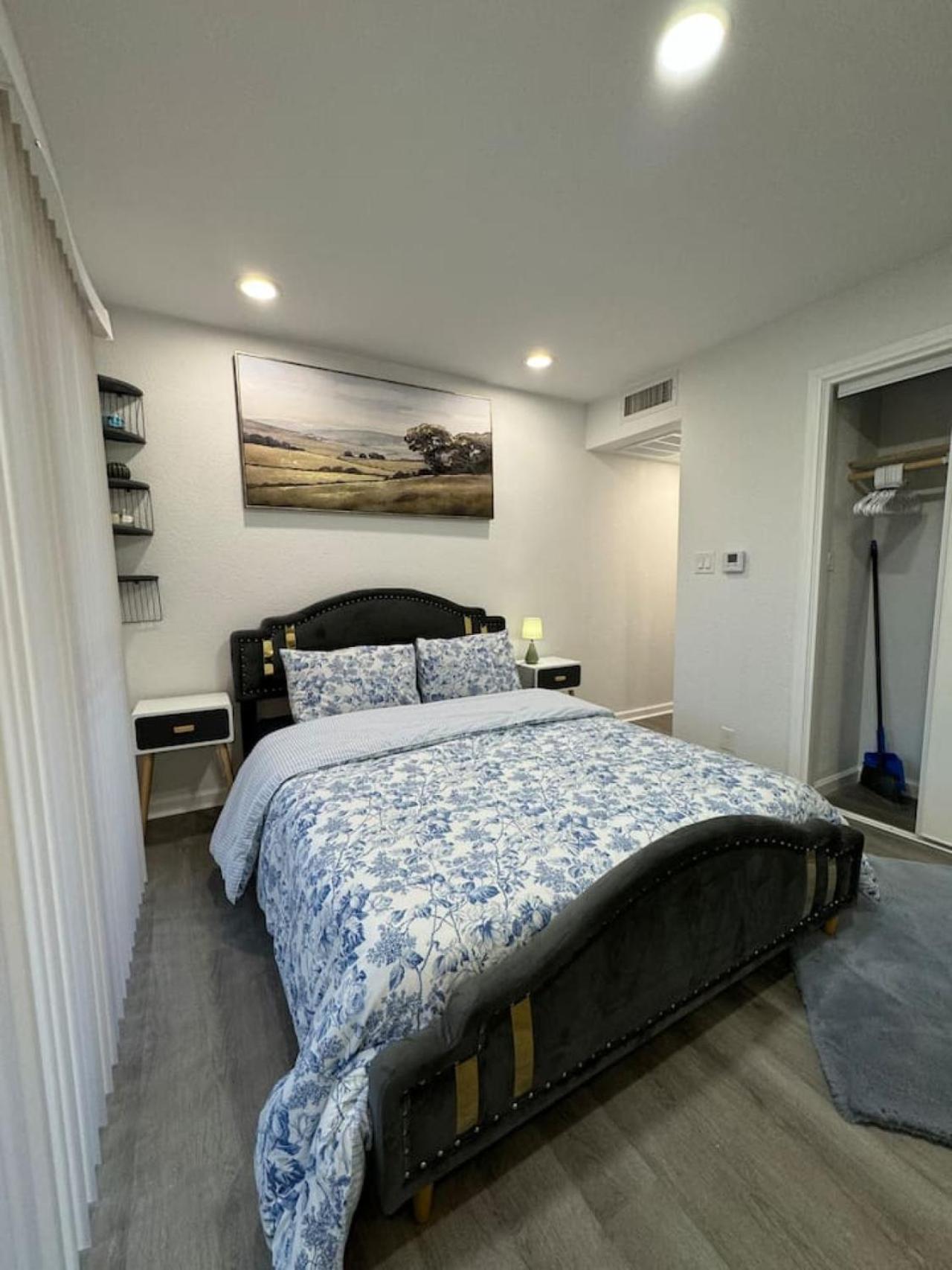 Apartment The Penthouse Luxe Gem 3bed 2bath Dallas