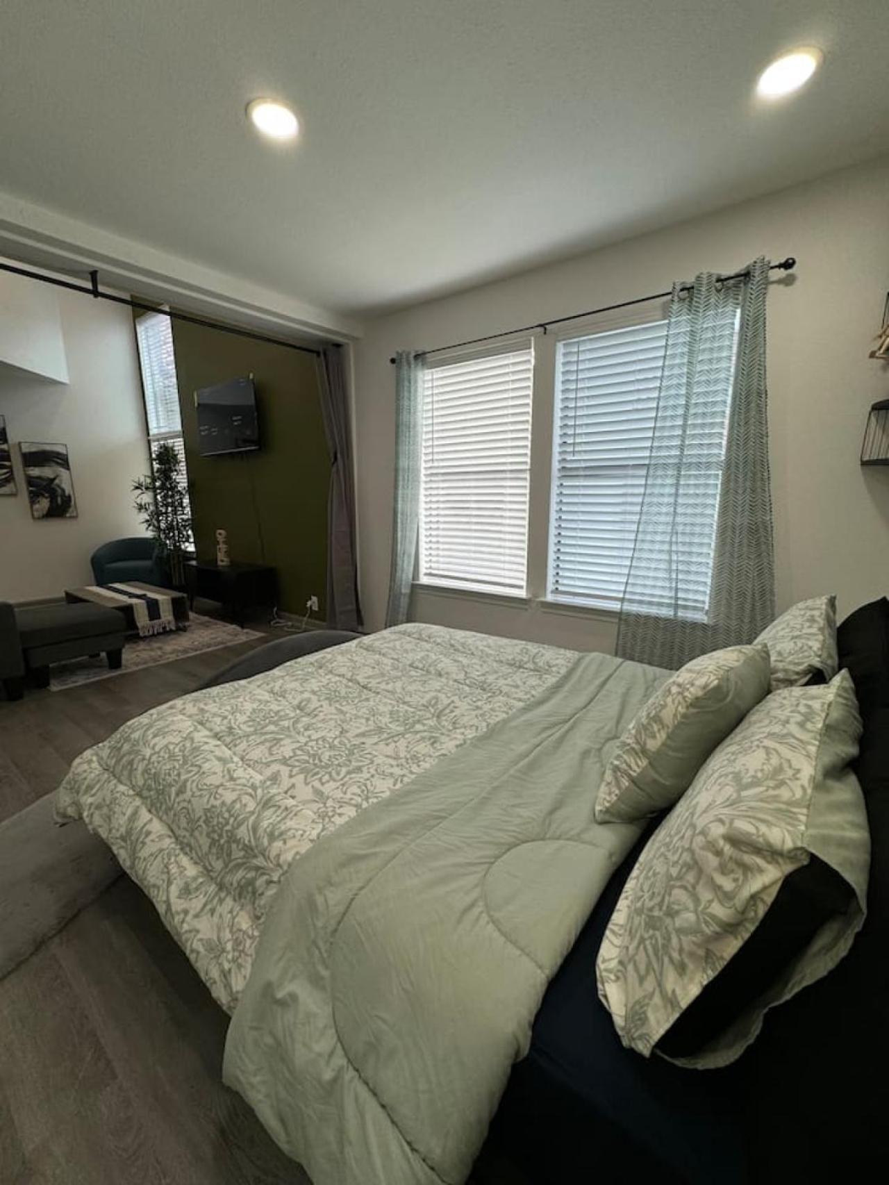 Dt 2bd Cozy Abode 5 Min From Field Apartment Dallas