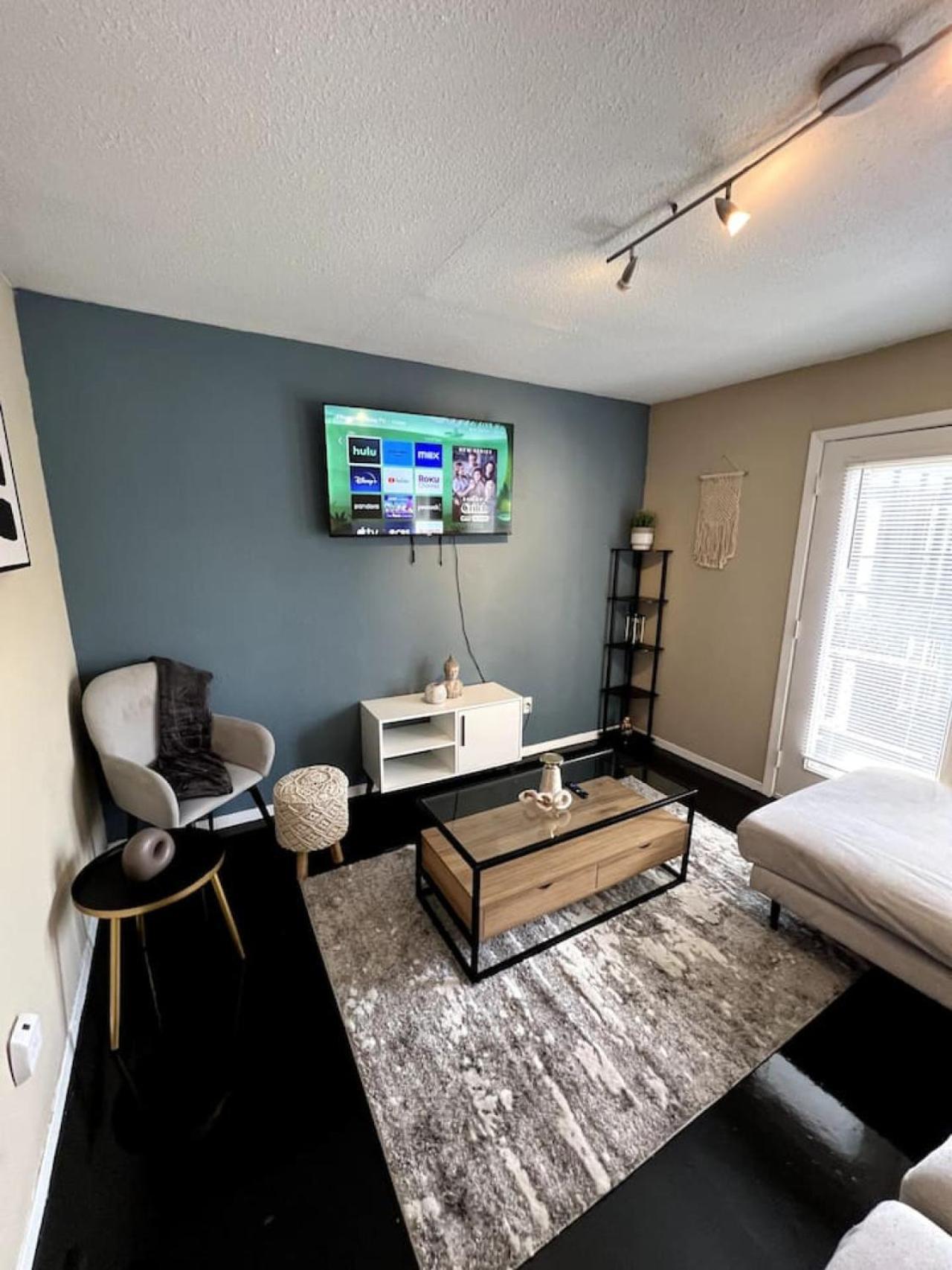 Apartment Downtown Chic Style 1bed Abode