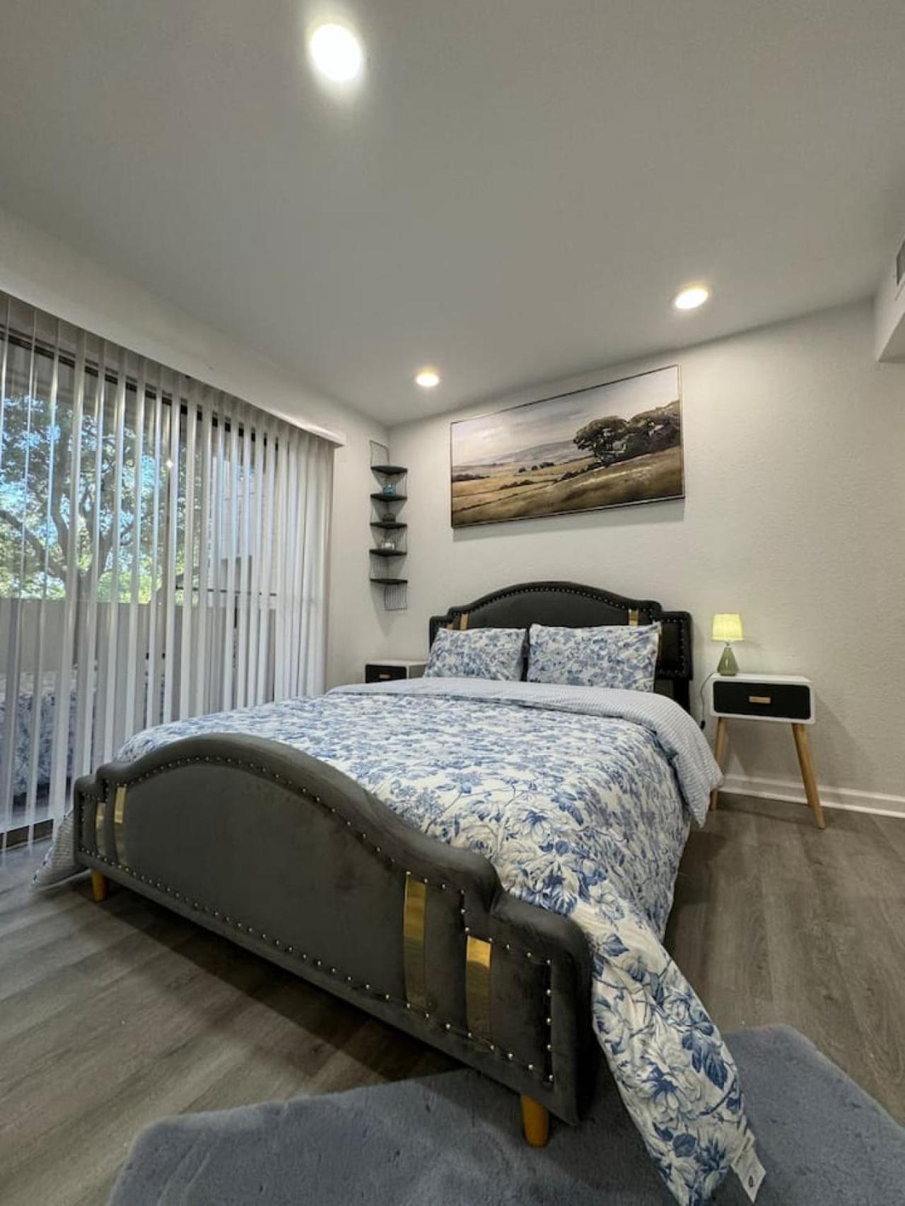 The Penthouse Luxe Gem 3bed 2bath Apartment *