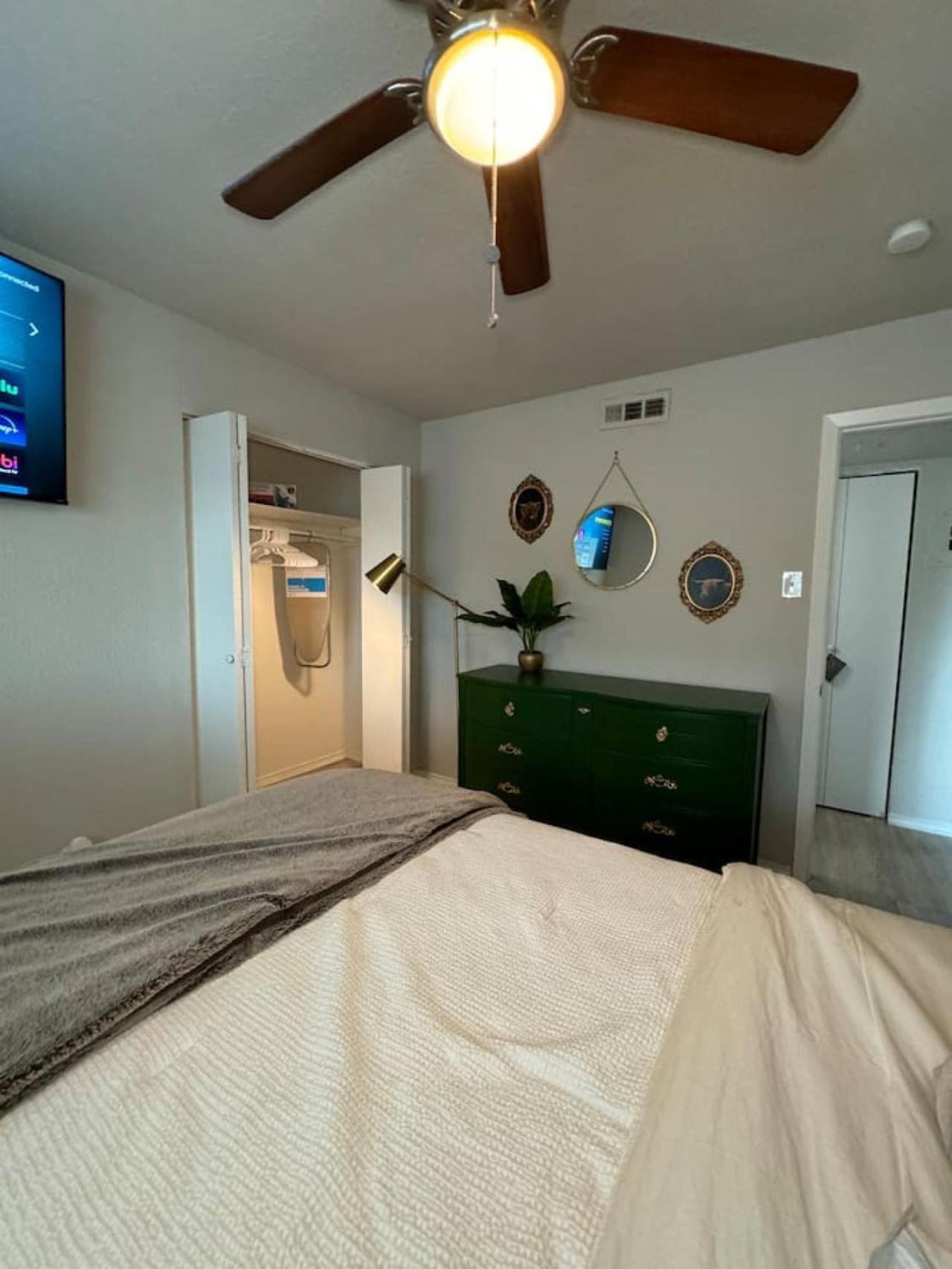 Apartment Downtown Luxe Retreat 1bd Dallas