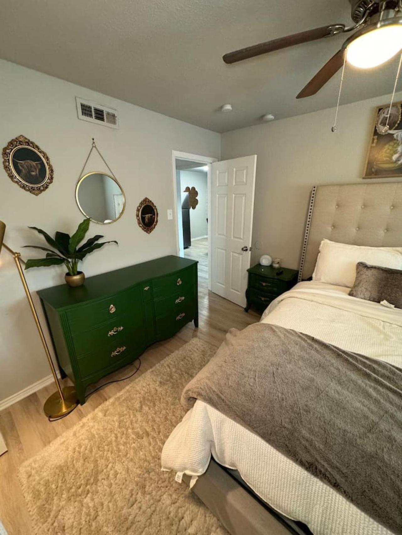 Apartment Downtown Luxe Retreat 1bd