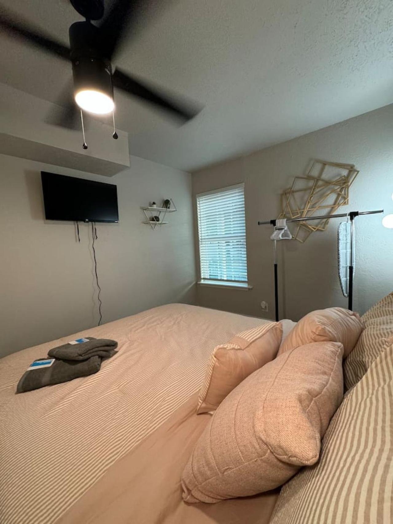 Dt L Luxe Abode 1bd Apartment *